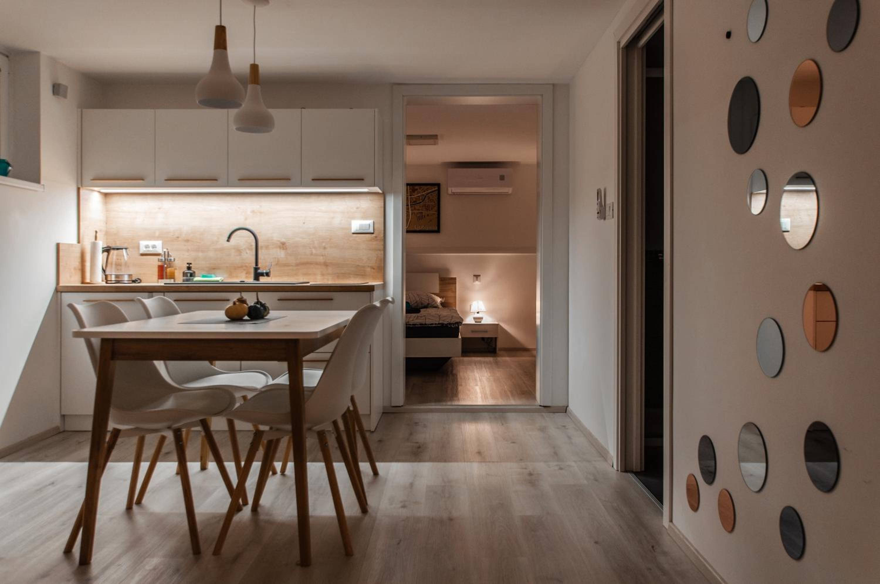 One-Bedroom Apartment - Photo 14