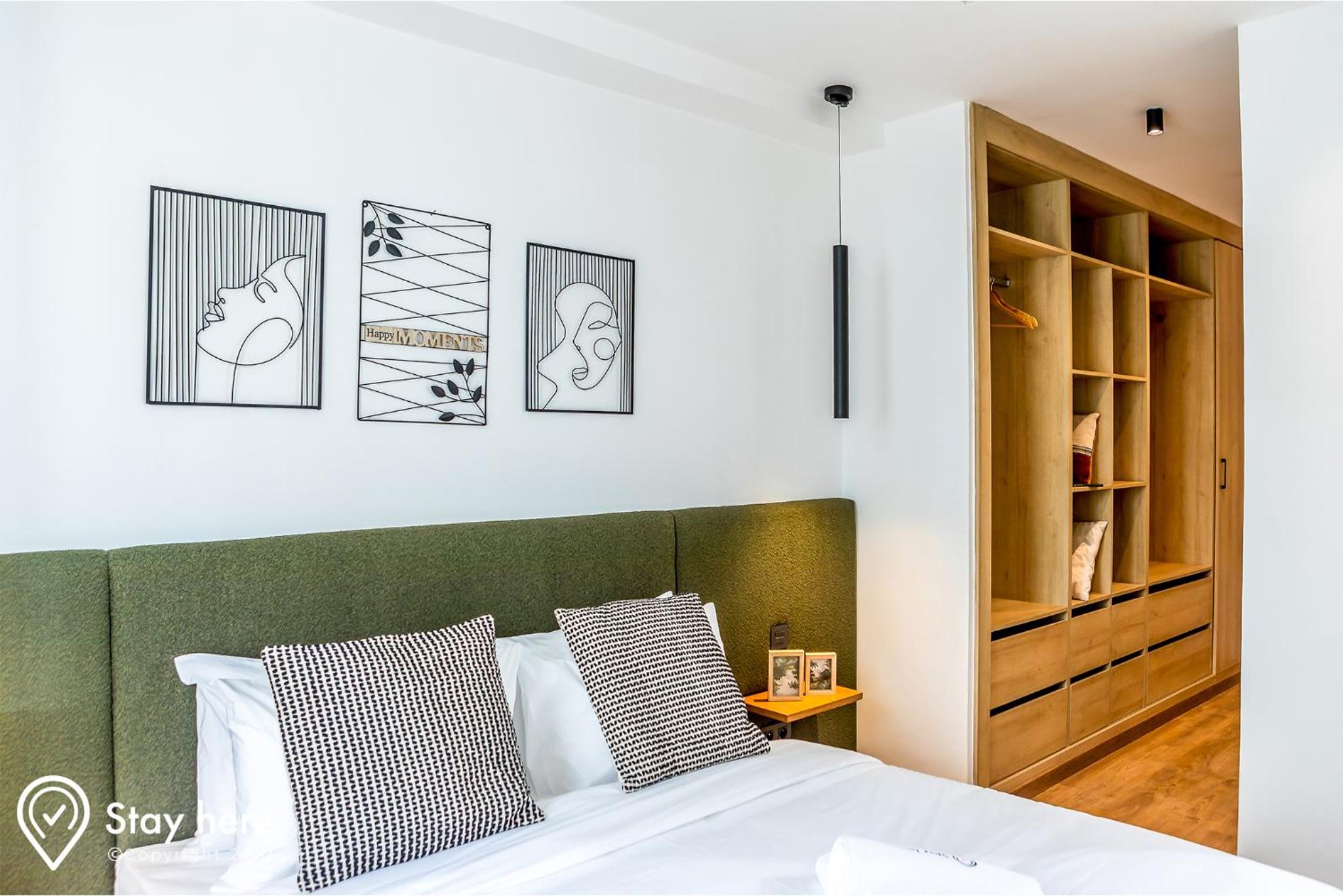 One-Bedroom Apartment - Photo 6