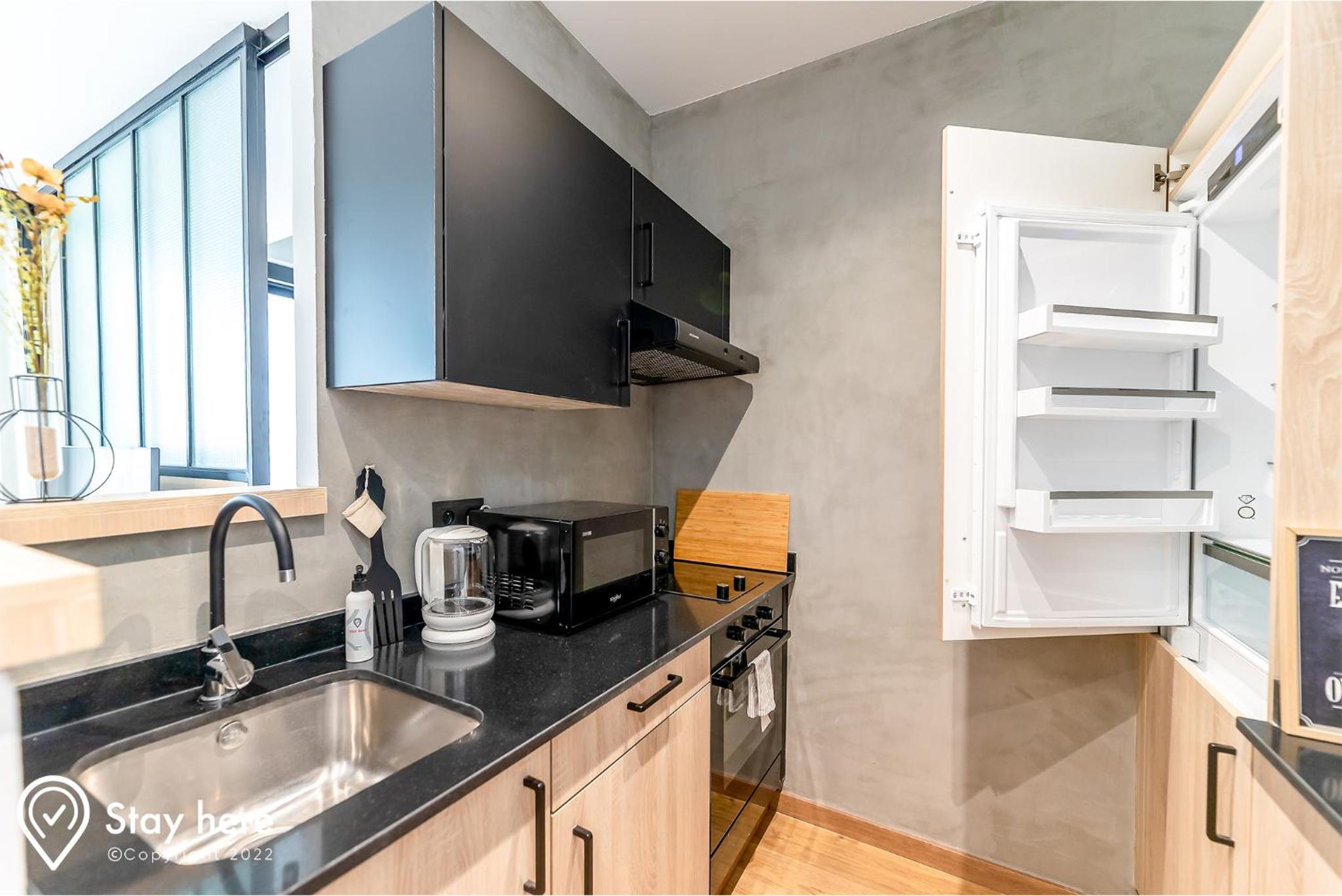 One-Bedroom Apartment - Photo 25