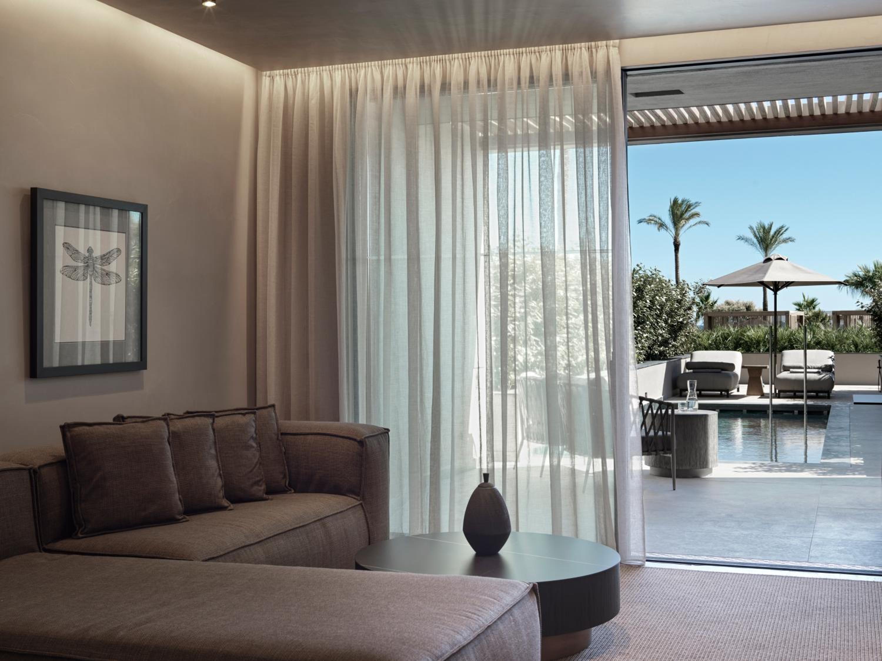 Open Plan Suite Partial Sea View with Private Pool - Photo 17
