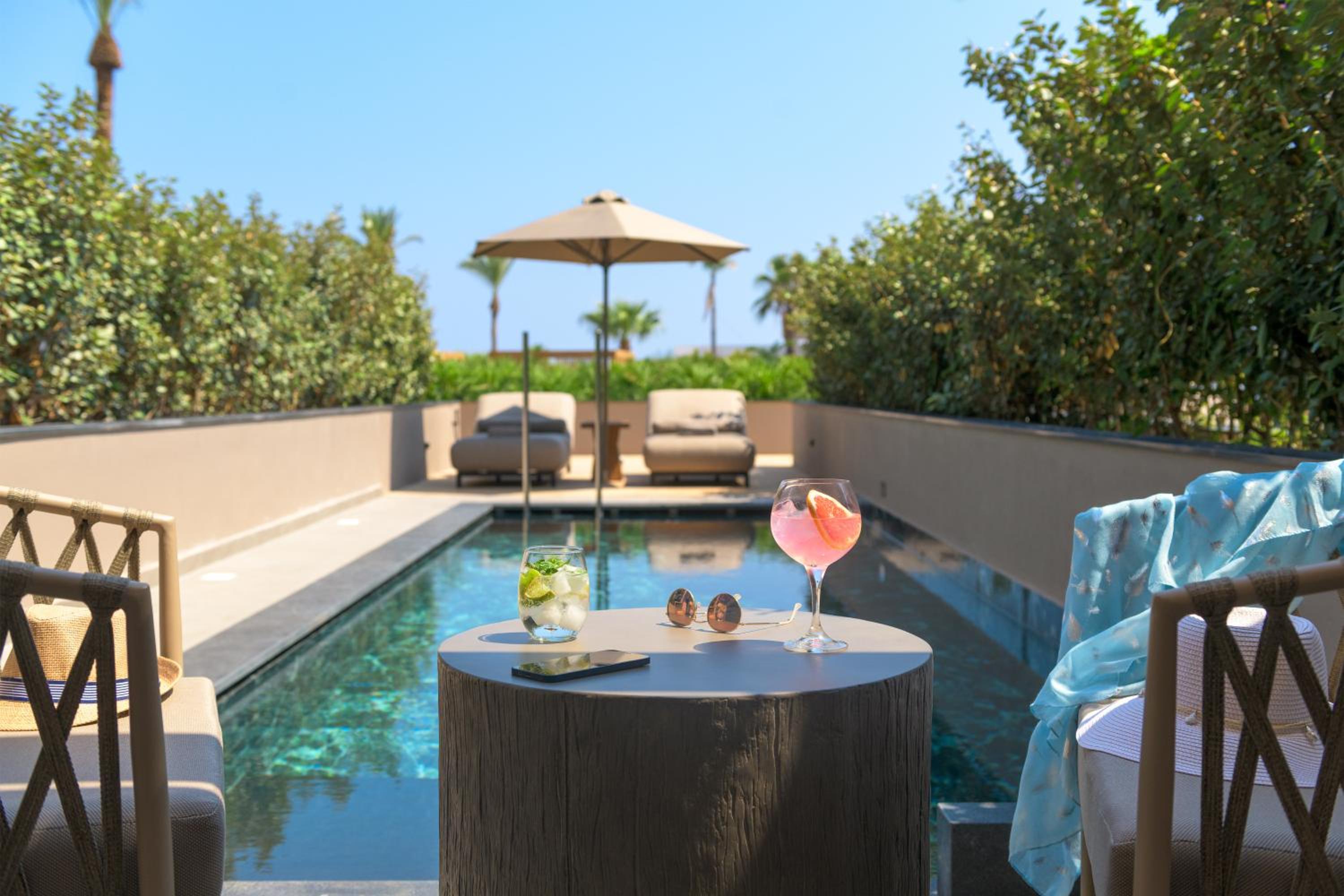 Open Plan Suite Partial Sea View with Private Pool - Photo 14