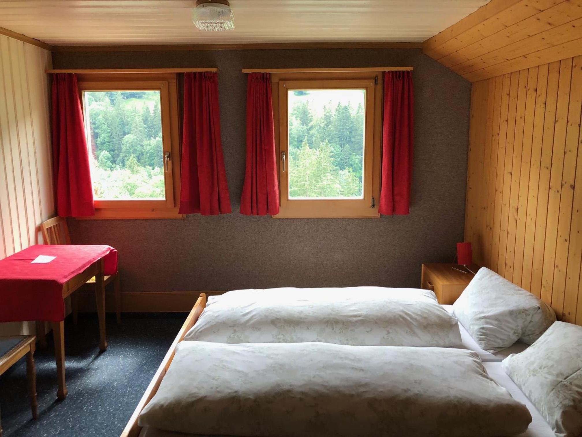 Double Room with Shared Bathroom photo 2