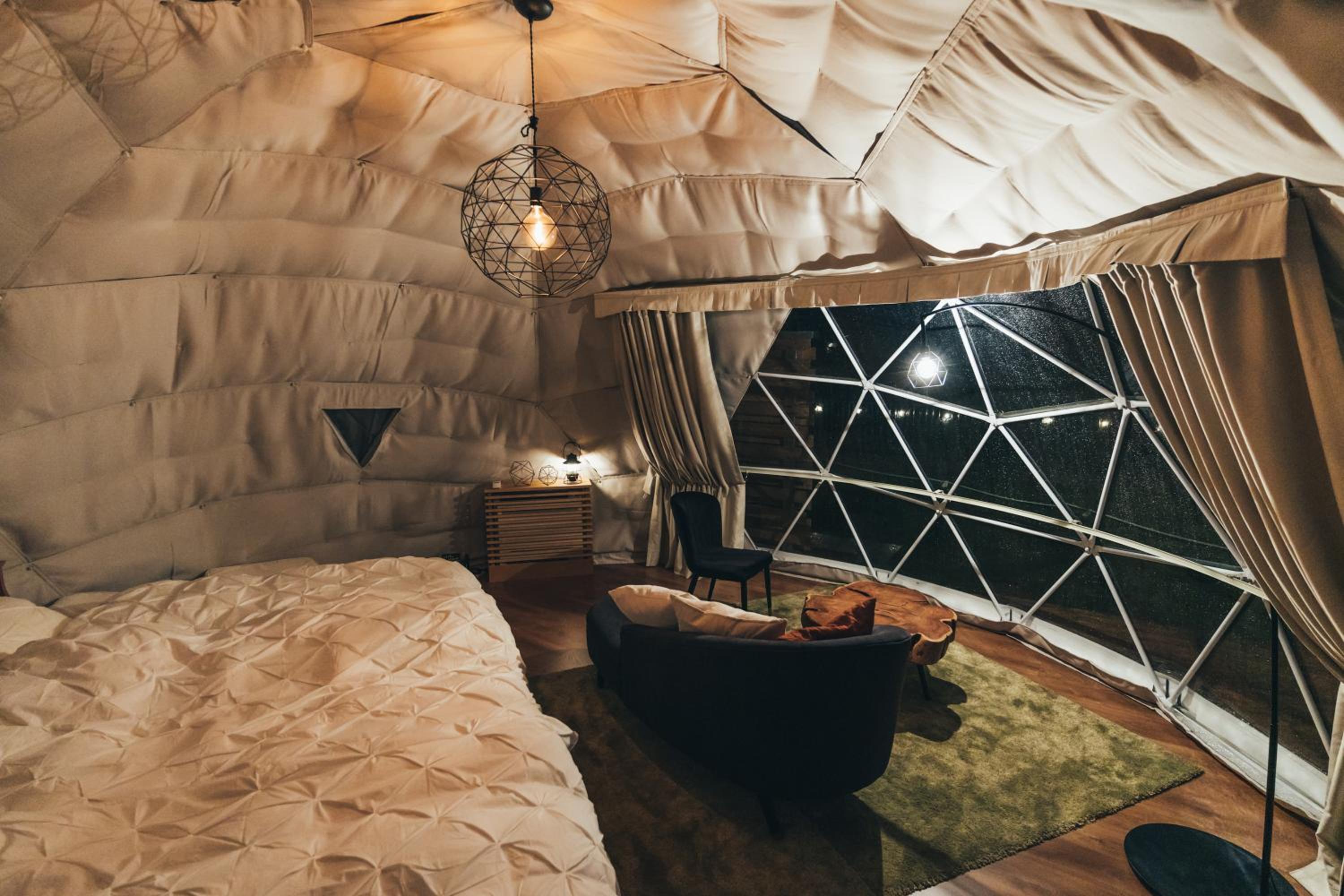 Glamping Tent with Sunrise View＋Japanese-Style Room - Non-Smoking photo 1