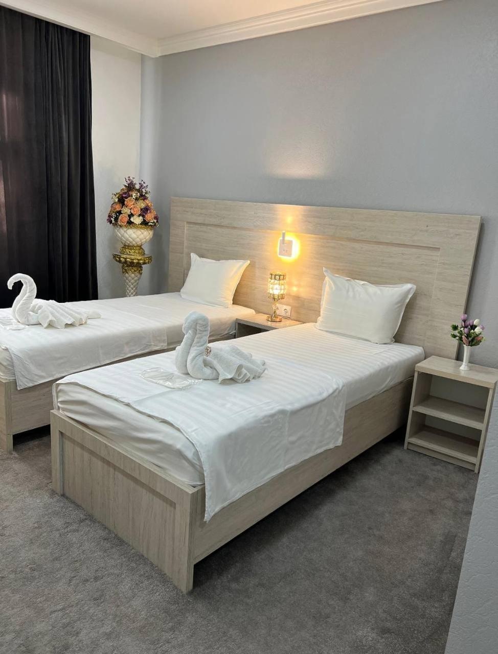 Deluxe Twin Room - Photo 3