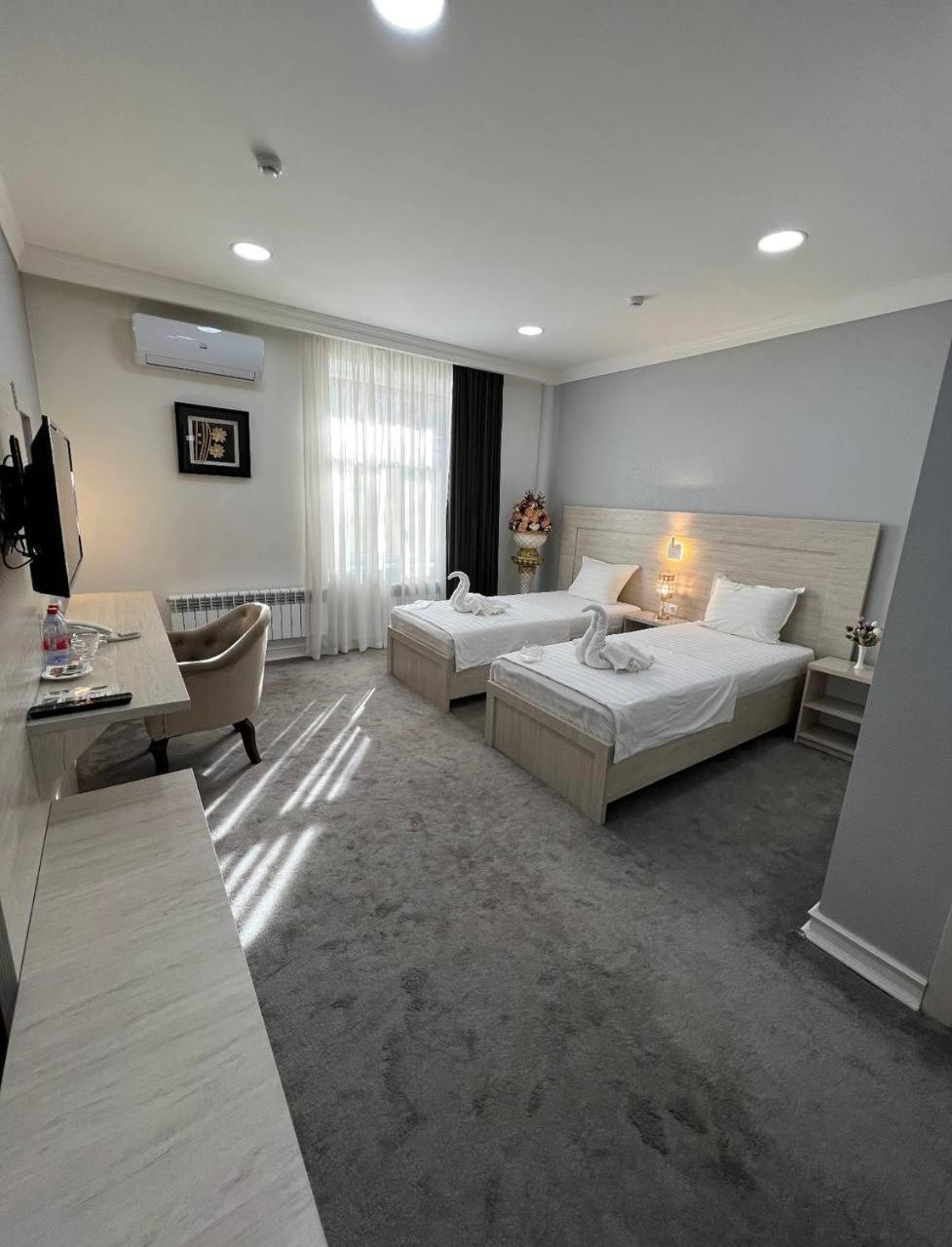 Deluxe Twin Room - Photo 2
