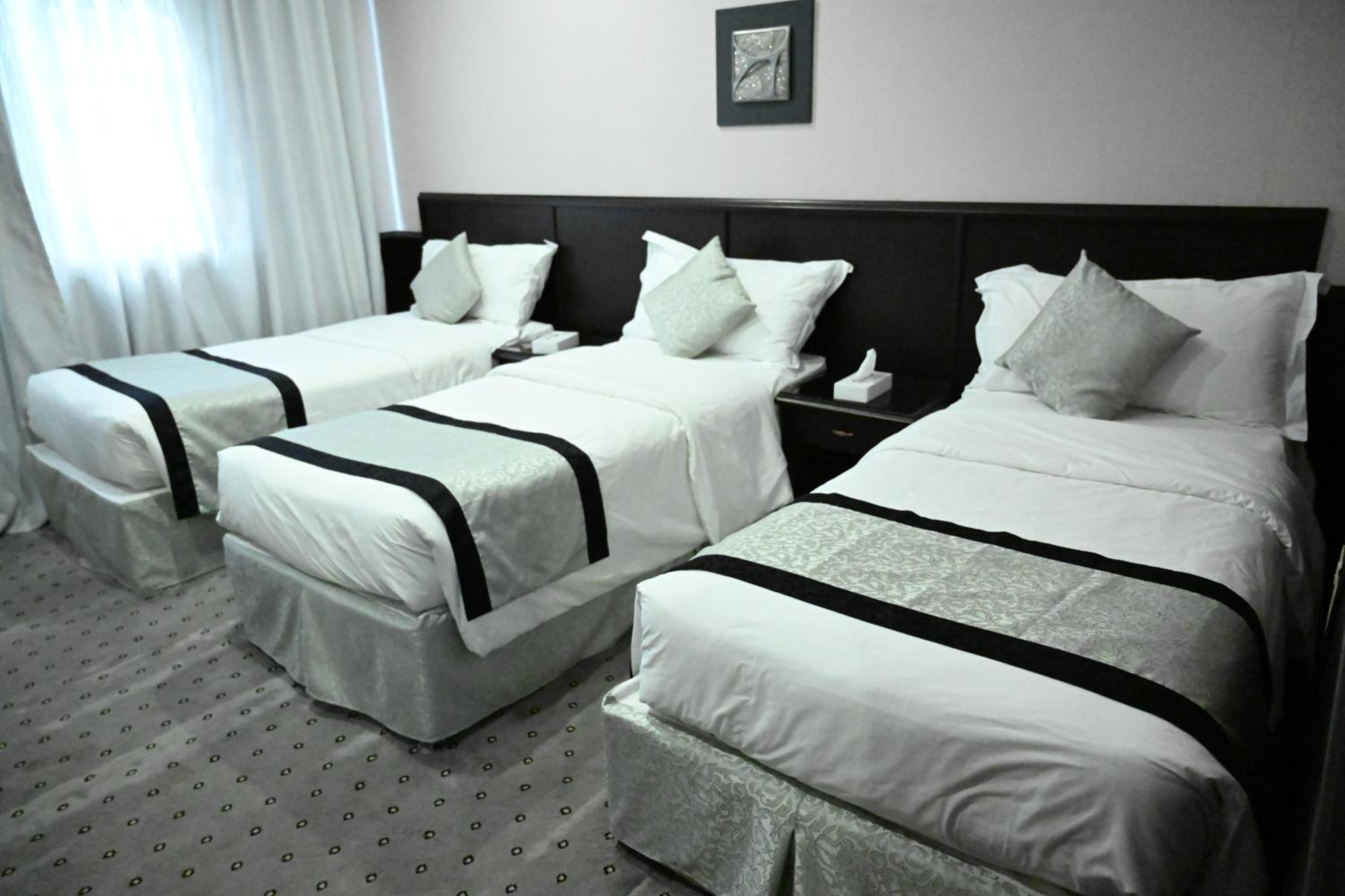 Superior Two Bedroom Apartment