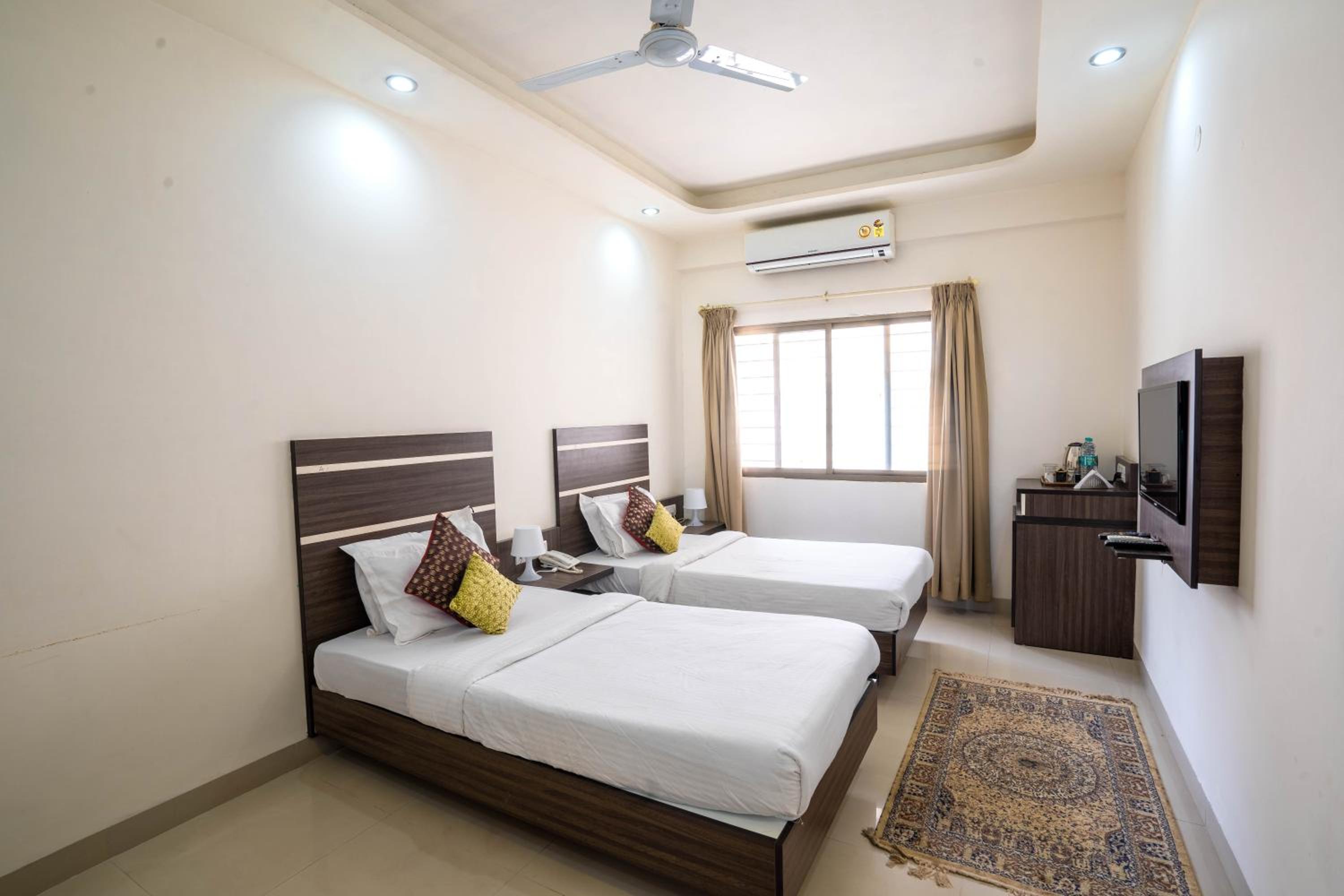 Deluxe Twin Room - Photo 4