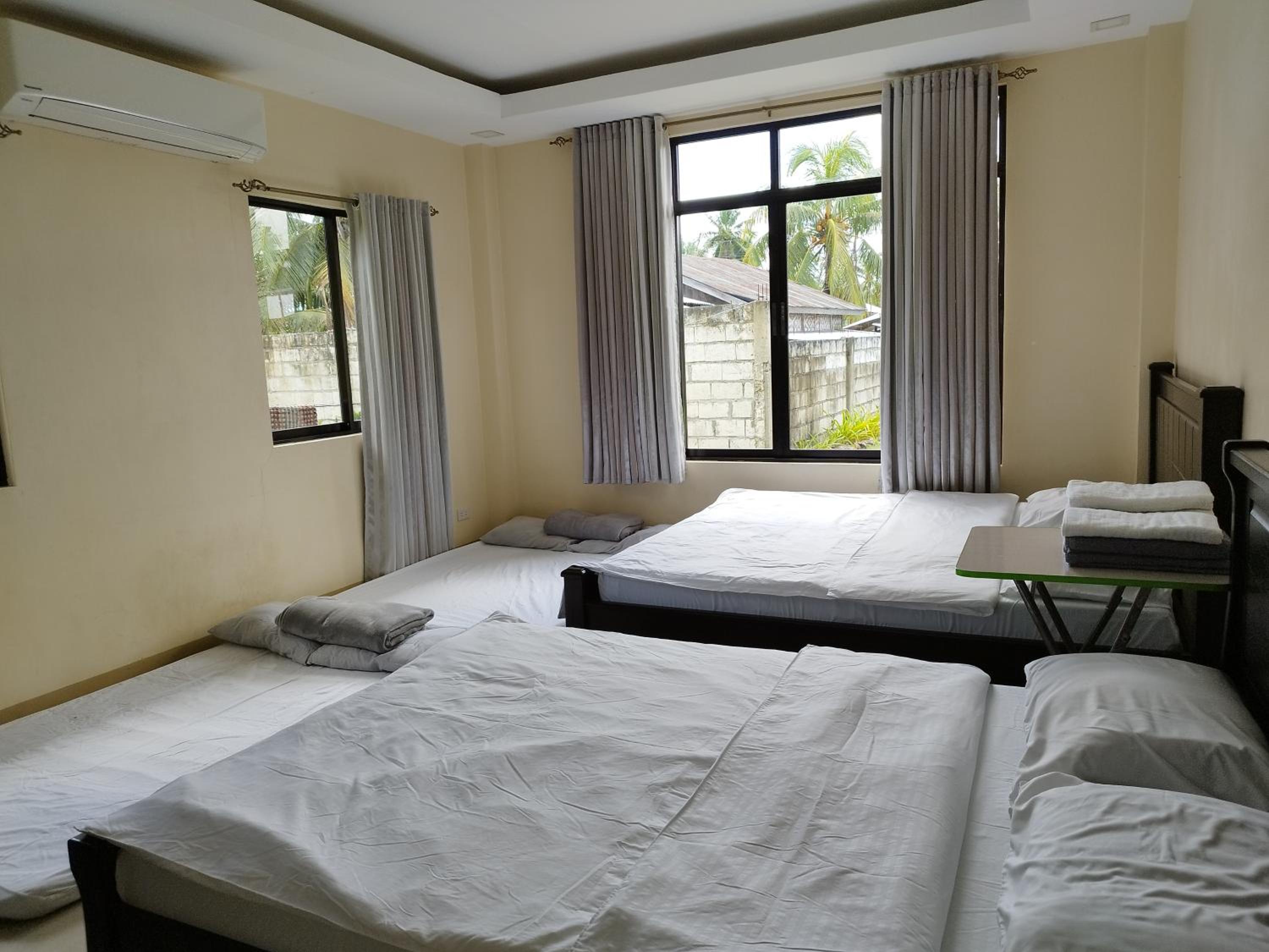 Deluxe Double Room With Extra Bed photo 2