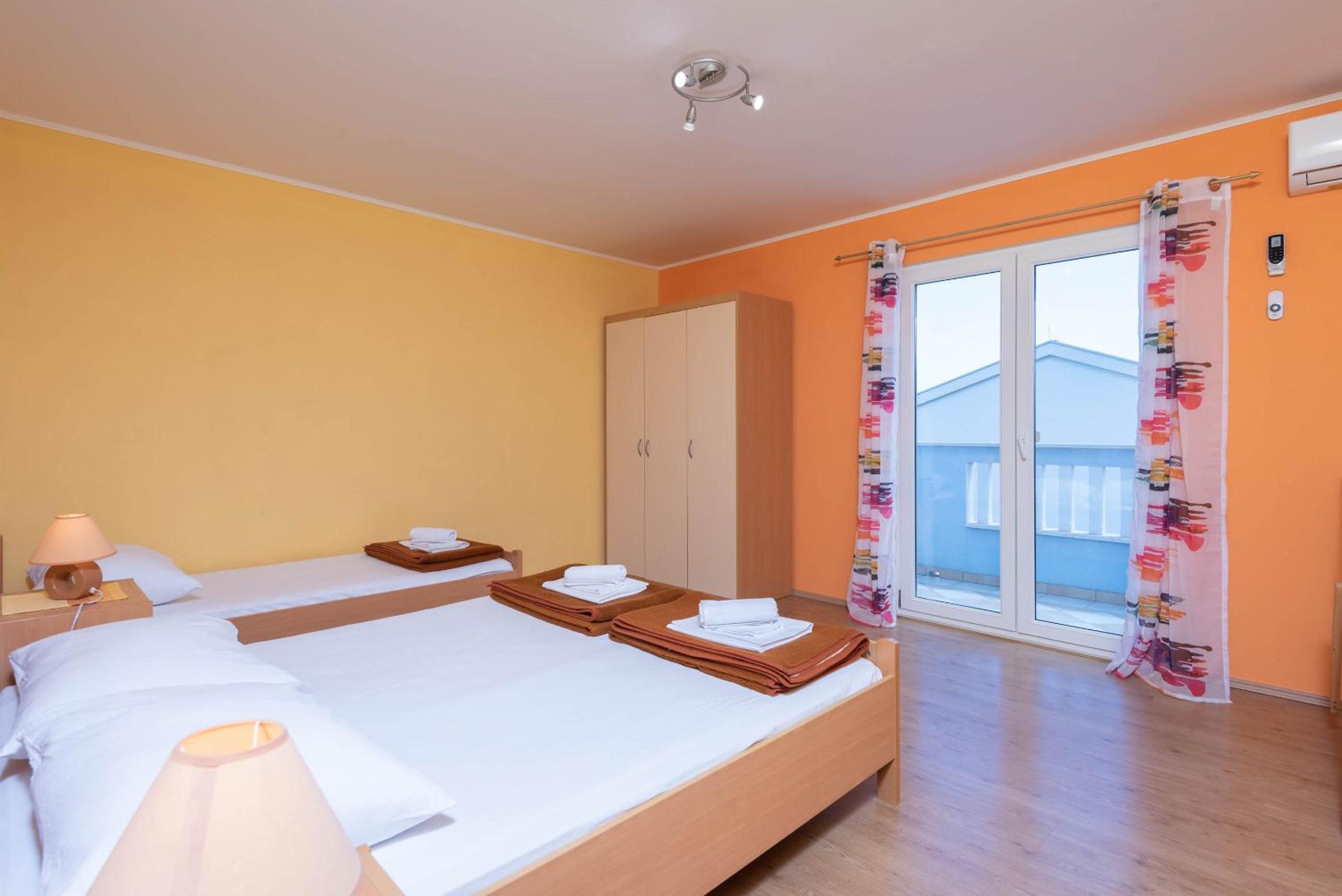 One-Bedroom Apartment - Sea Side photo 3