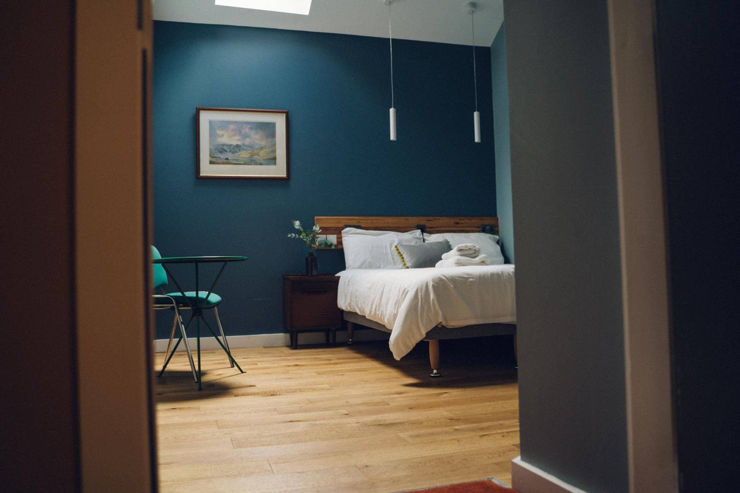 Queen Room - Disability Access - Photo 1