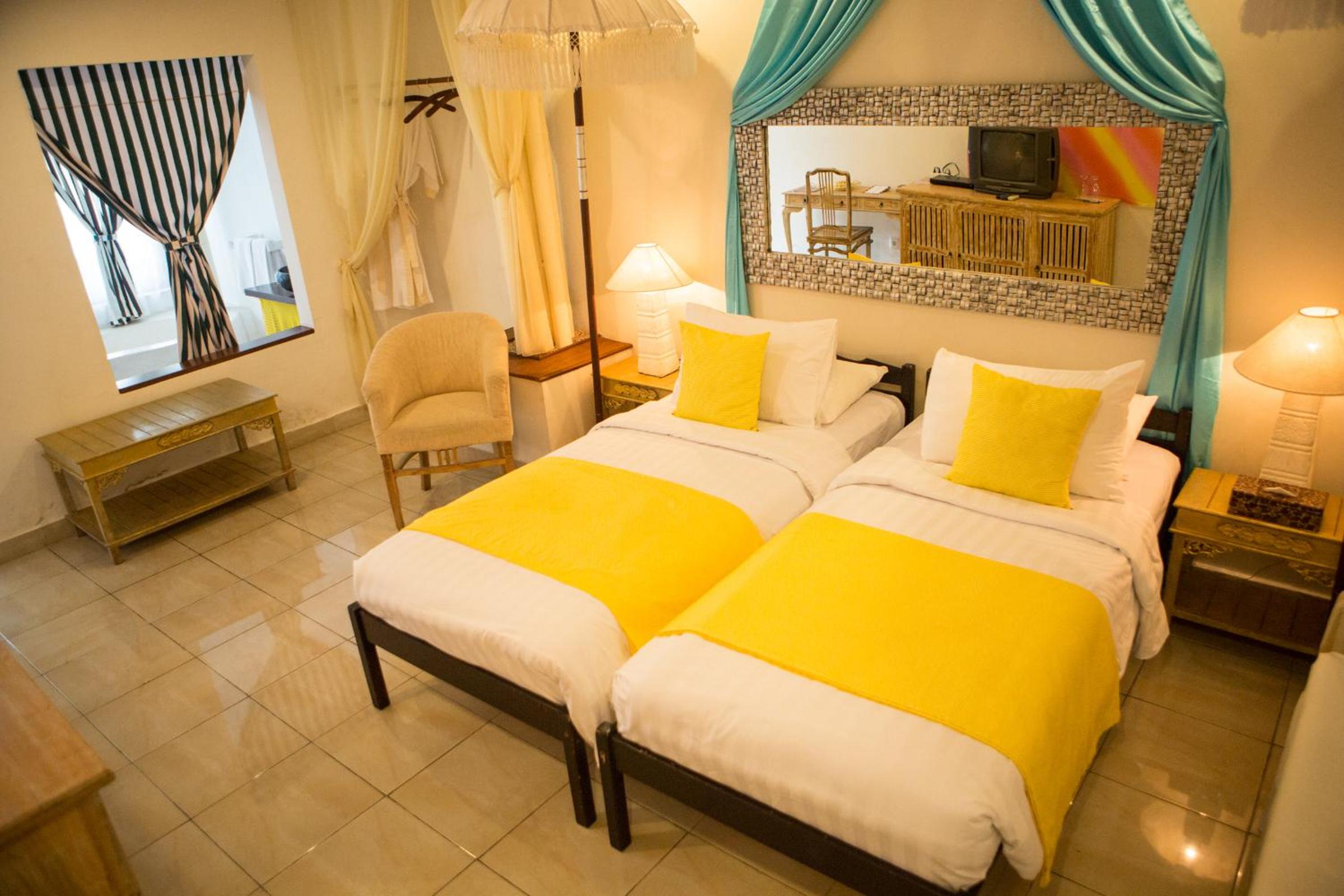 Deluxe Room - Photo 8