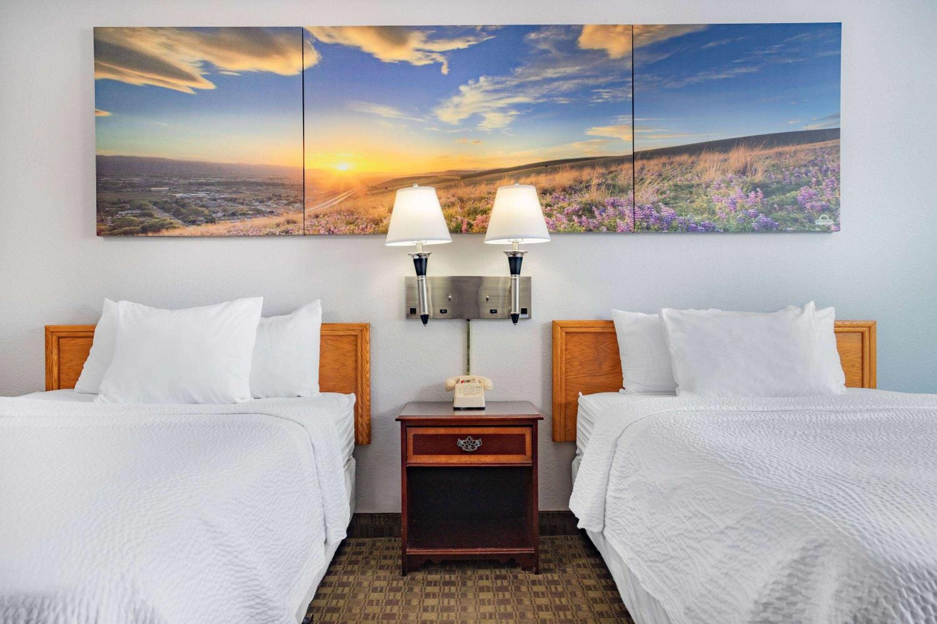 Room with Two Double Beds - Smoking photo 1