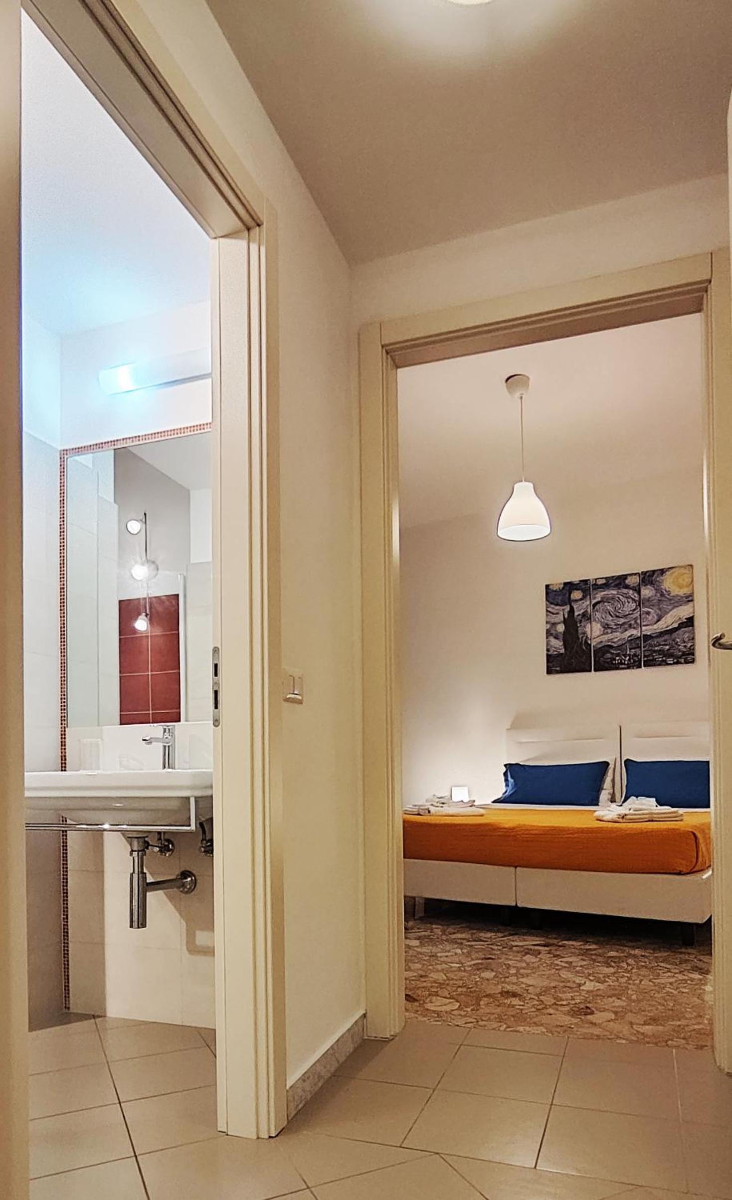 One-Bedroom Apartment - Photo 4