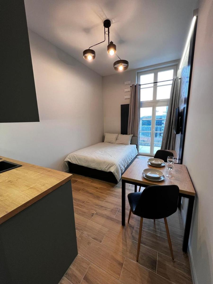 Apartment - Photo 2