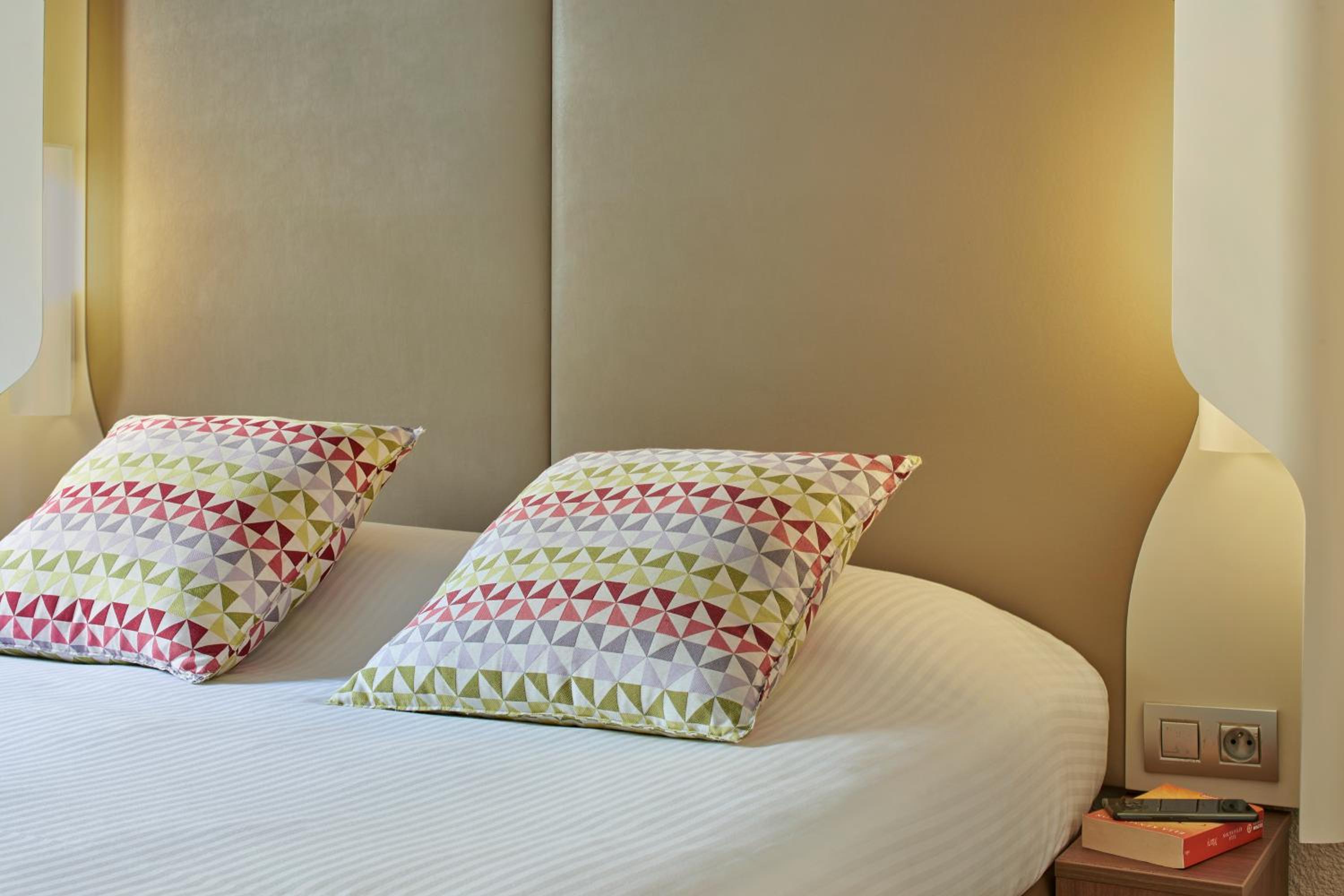 Standard Double Room - Photo 2