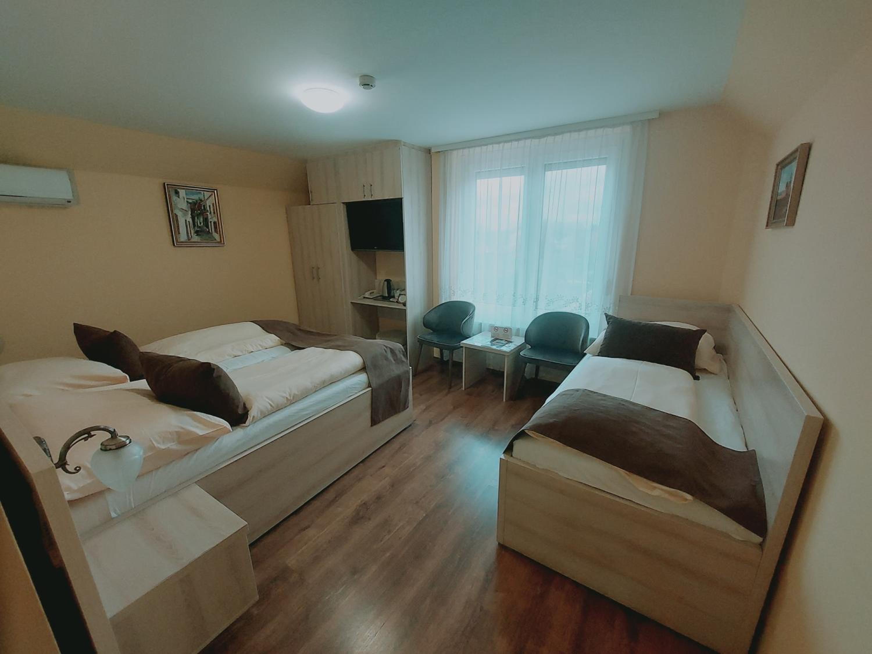 Triple Room photo 1
