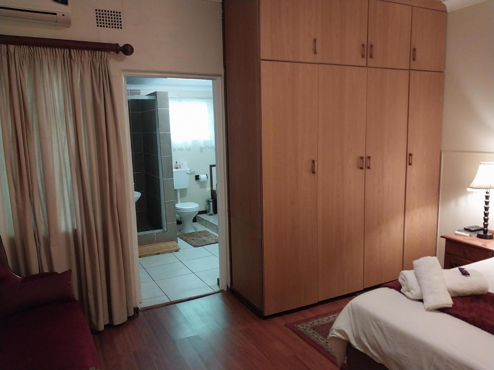 Deluxe Room - Photo 3