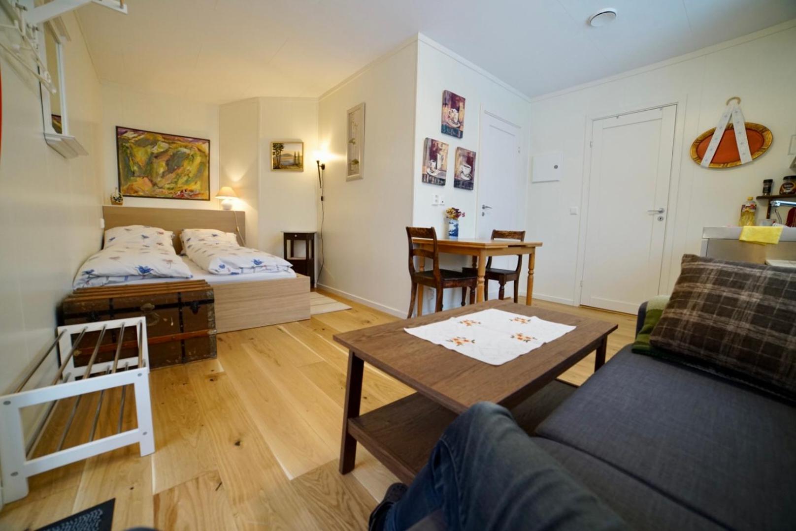 Studio Apartment