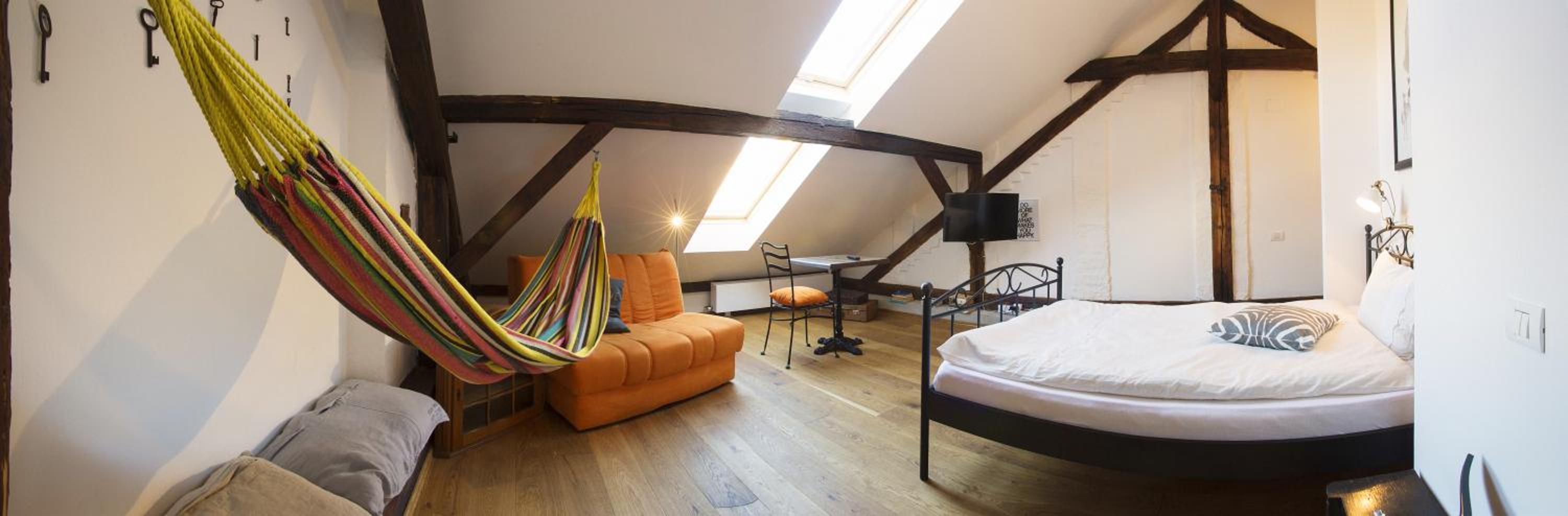 Double Room - Attic - Photo 24