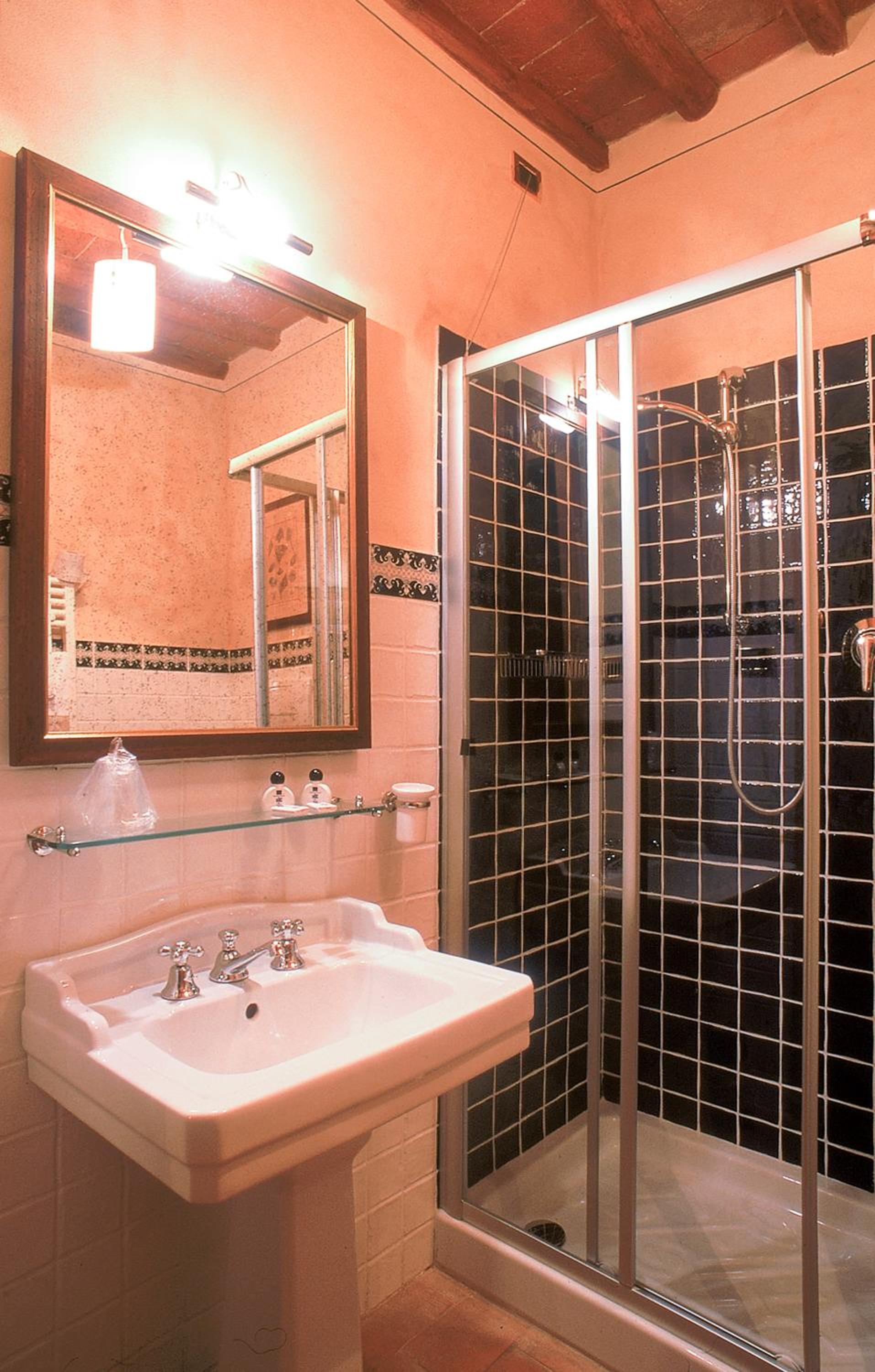 Family Room with Bathroom - Photo 5