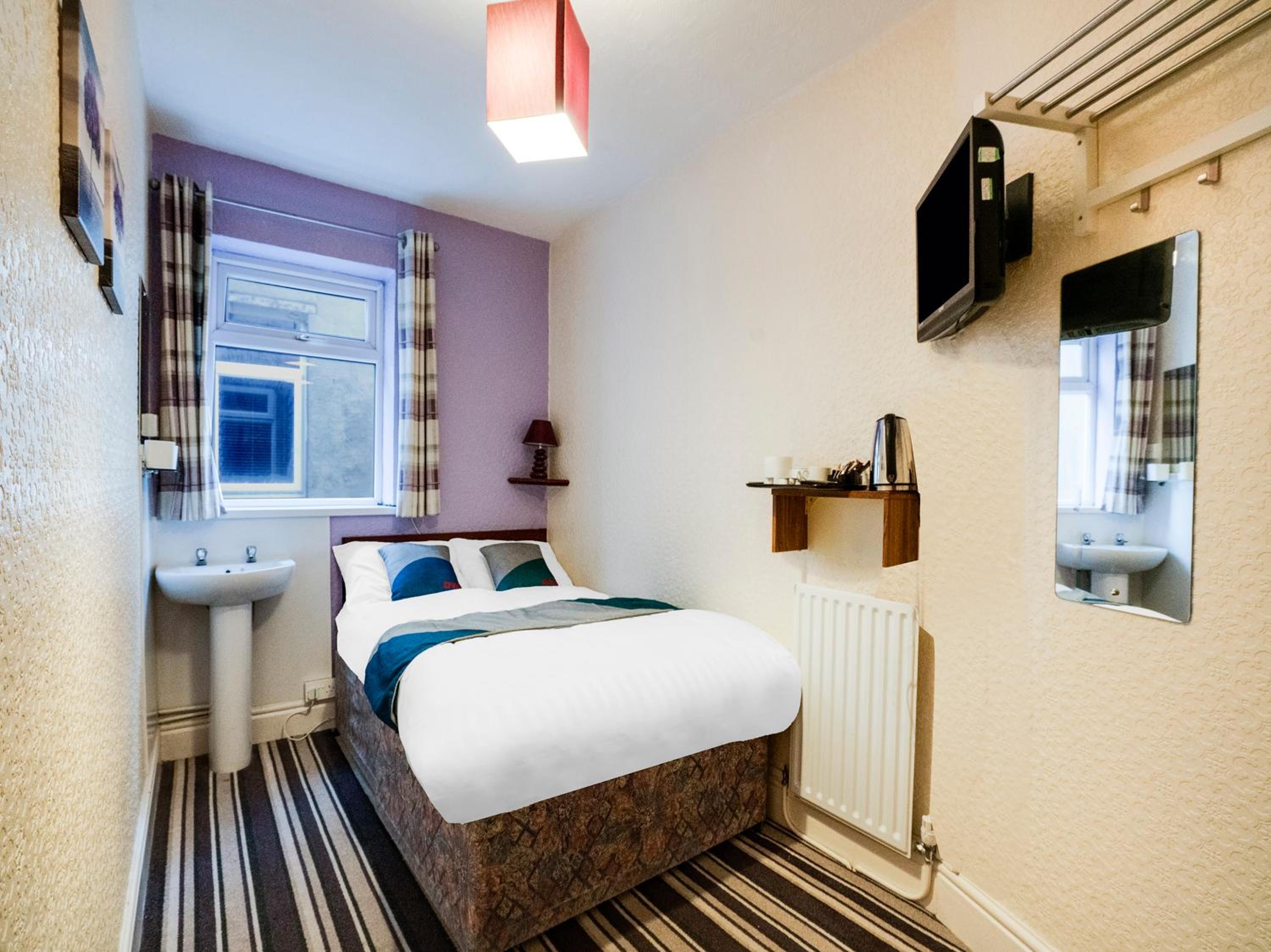 Double Room with Shared Bathroom