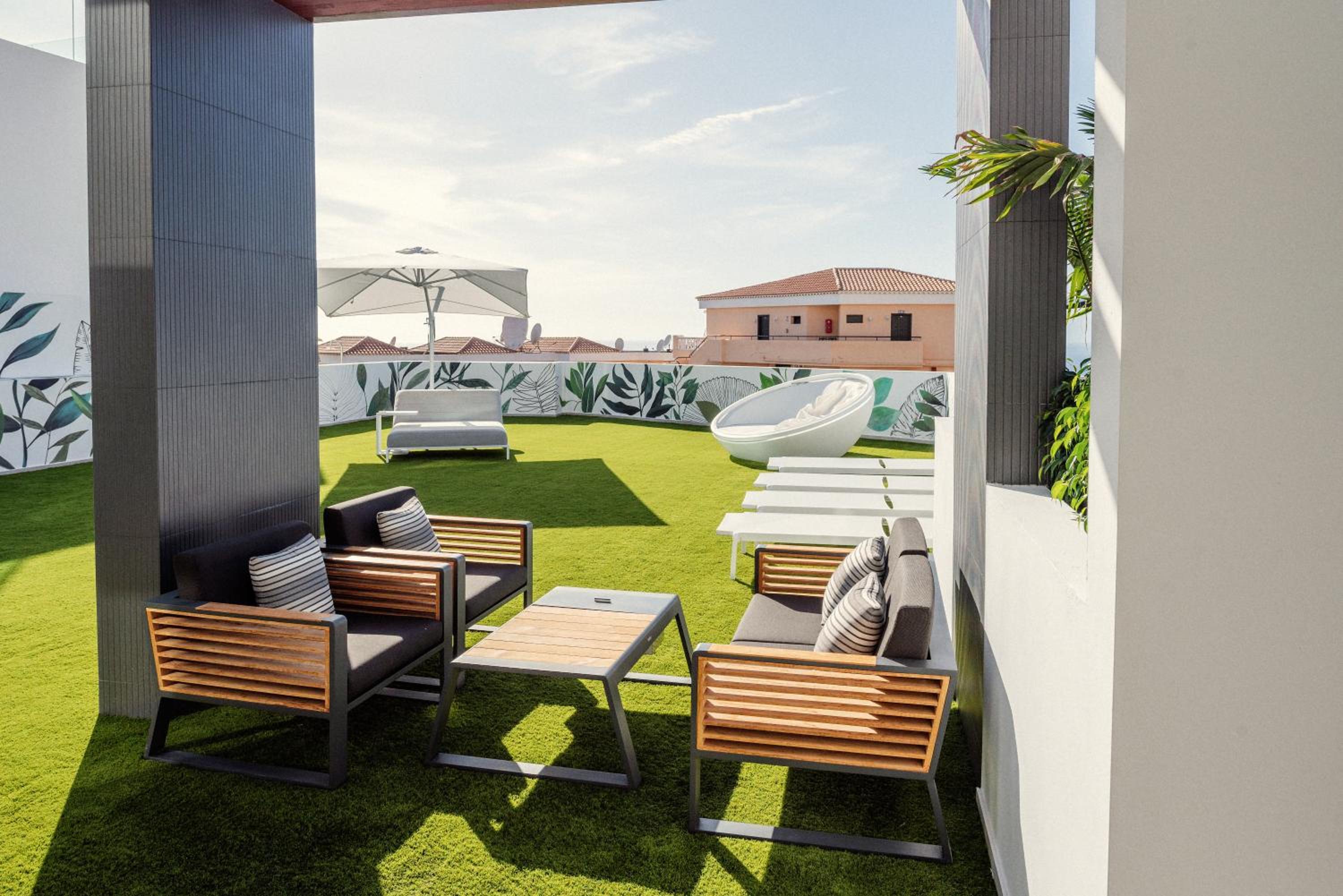 Three-Bedroom Villa photo 2