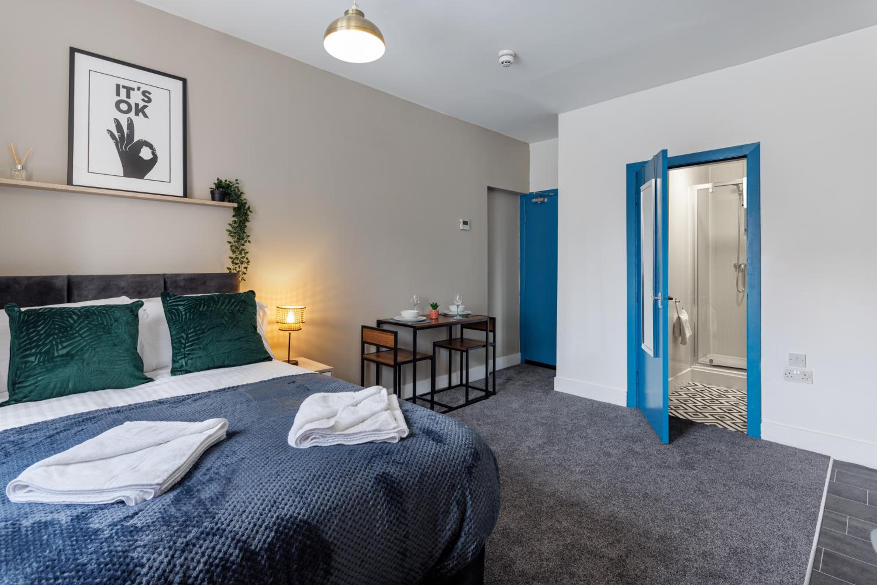 Studio Apartment photo 1