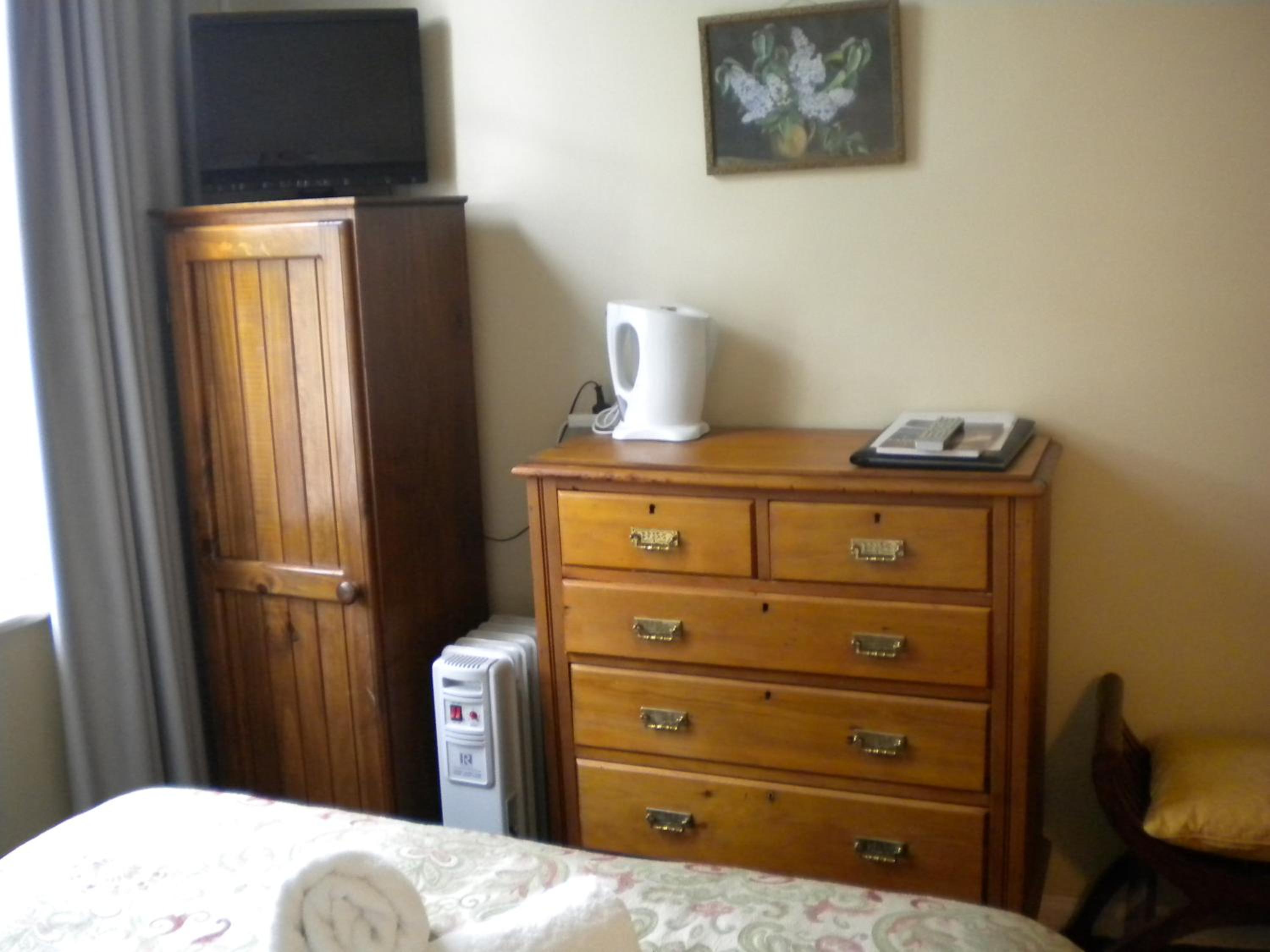 Small Double Room - Photo 2