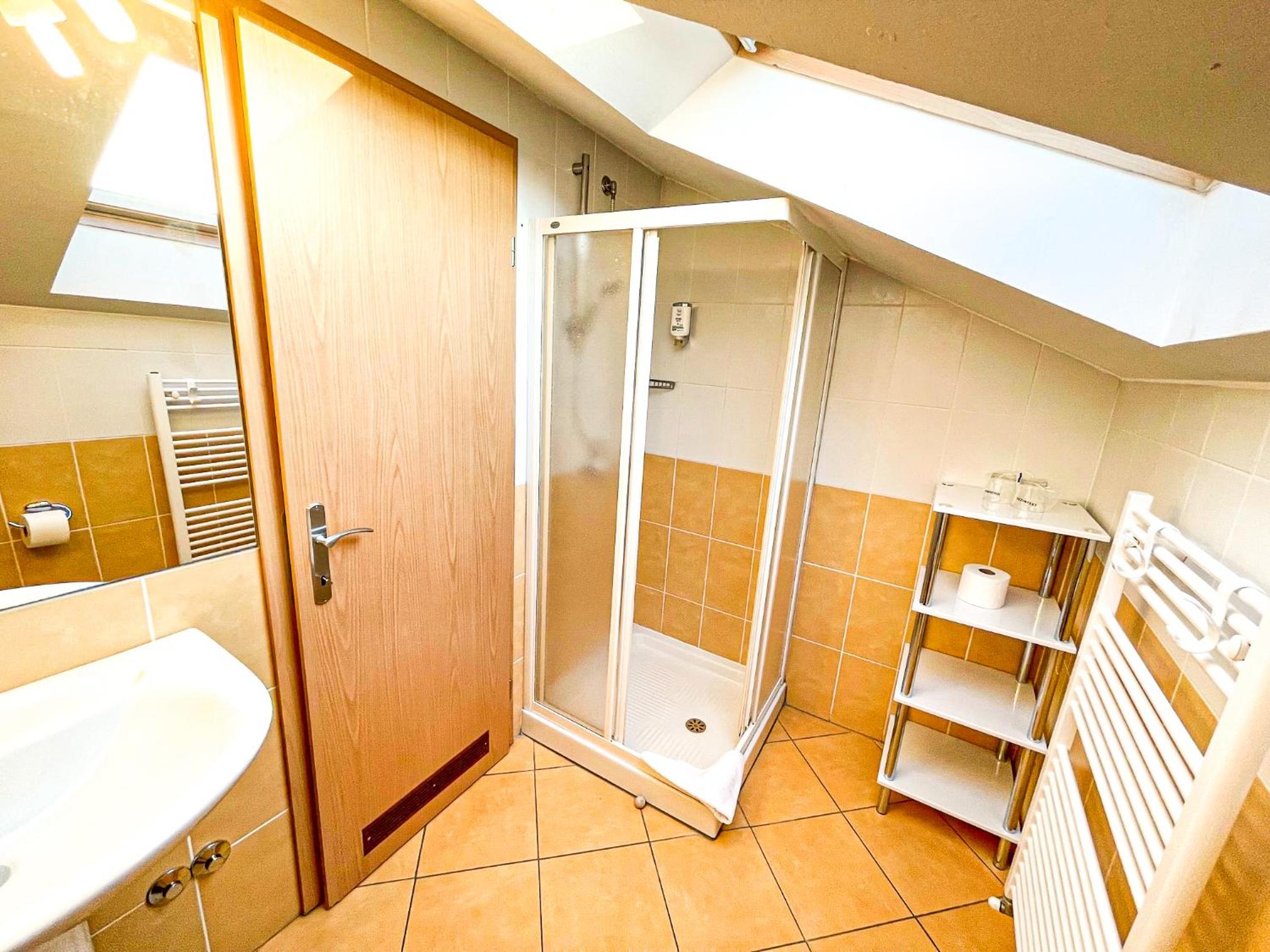 Triple Room - Ground Floor - Photo 7