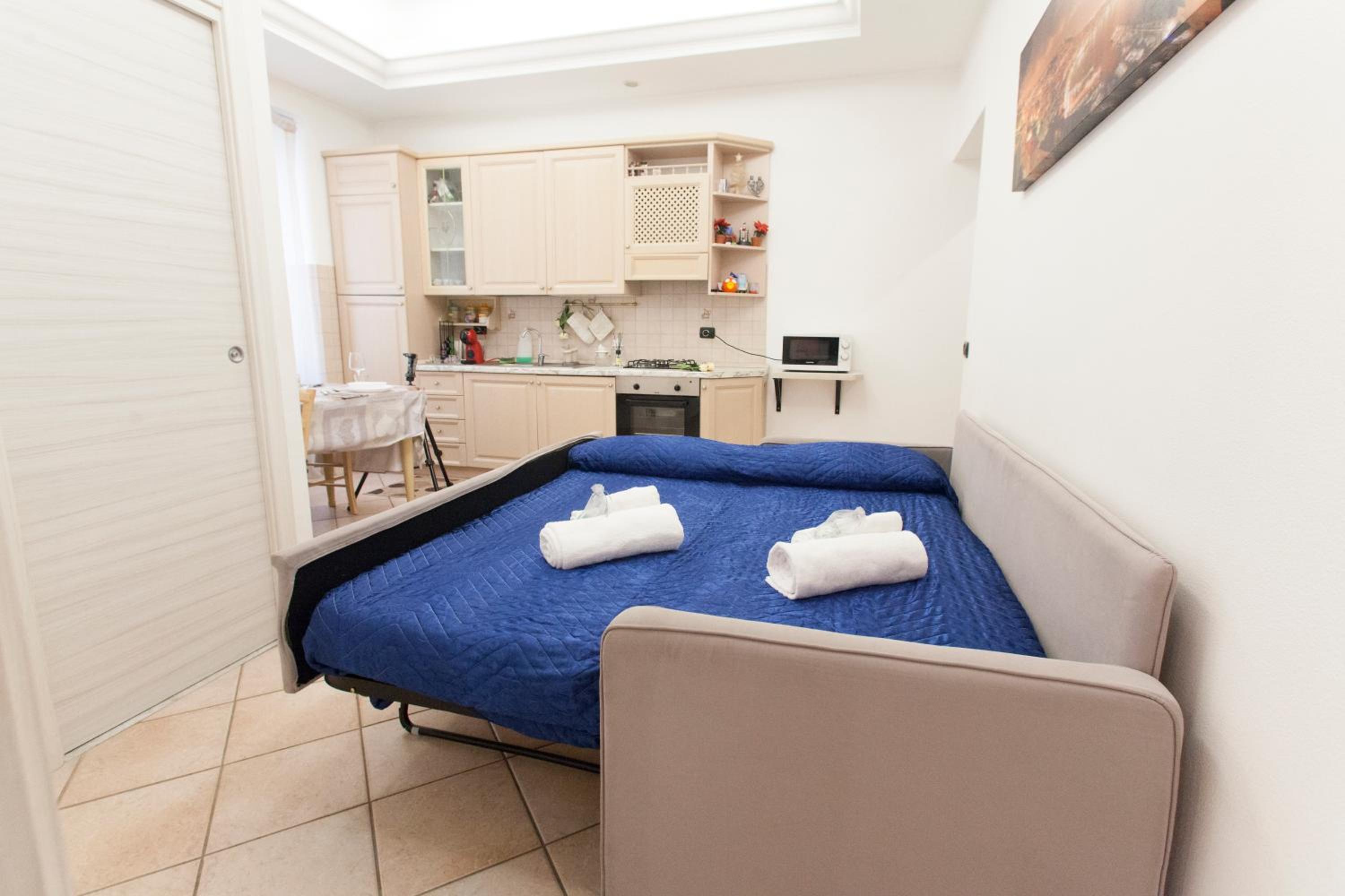 One-Bedroom Apartment
