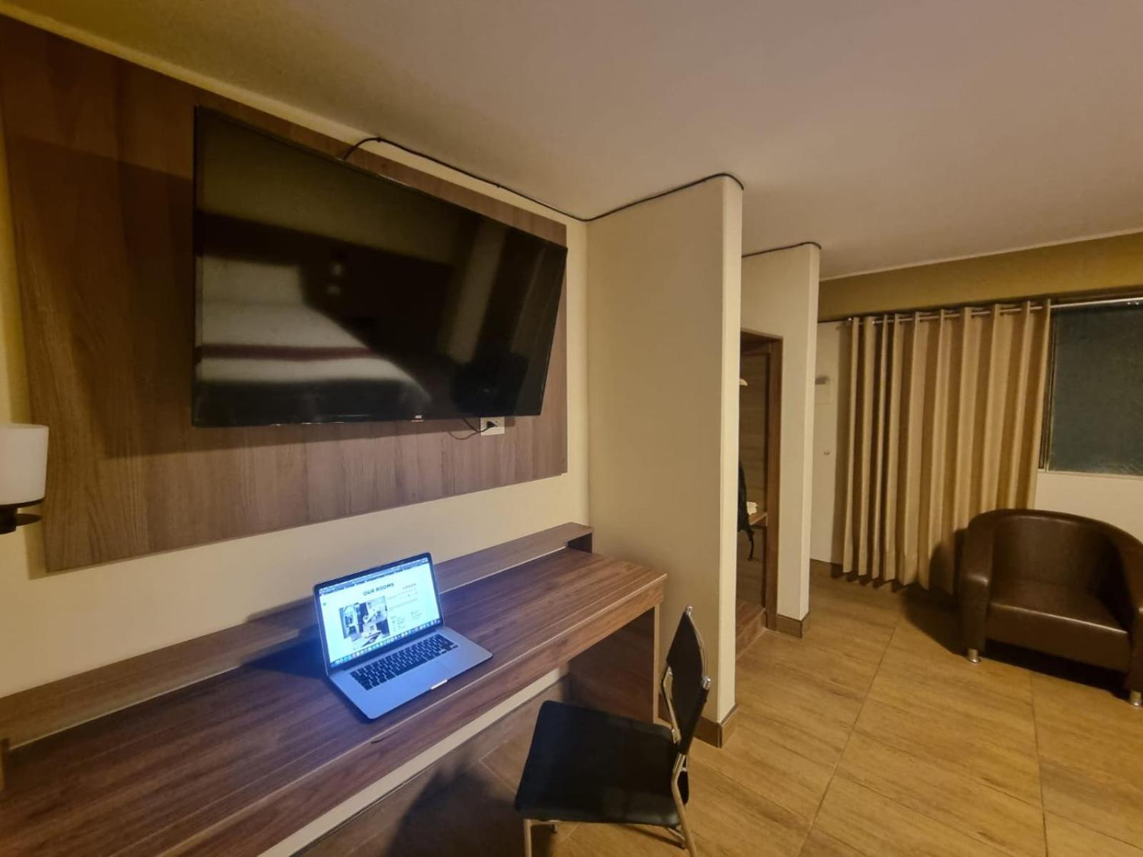 Deluxe Double Room photo 2