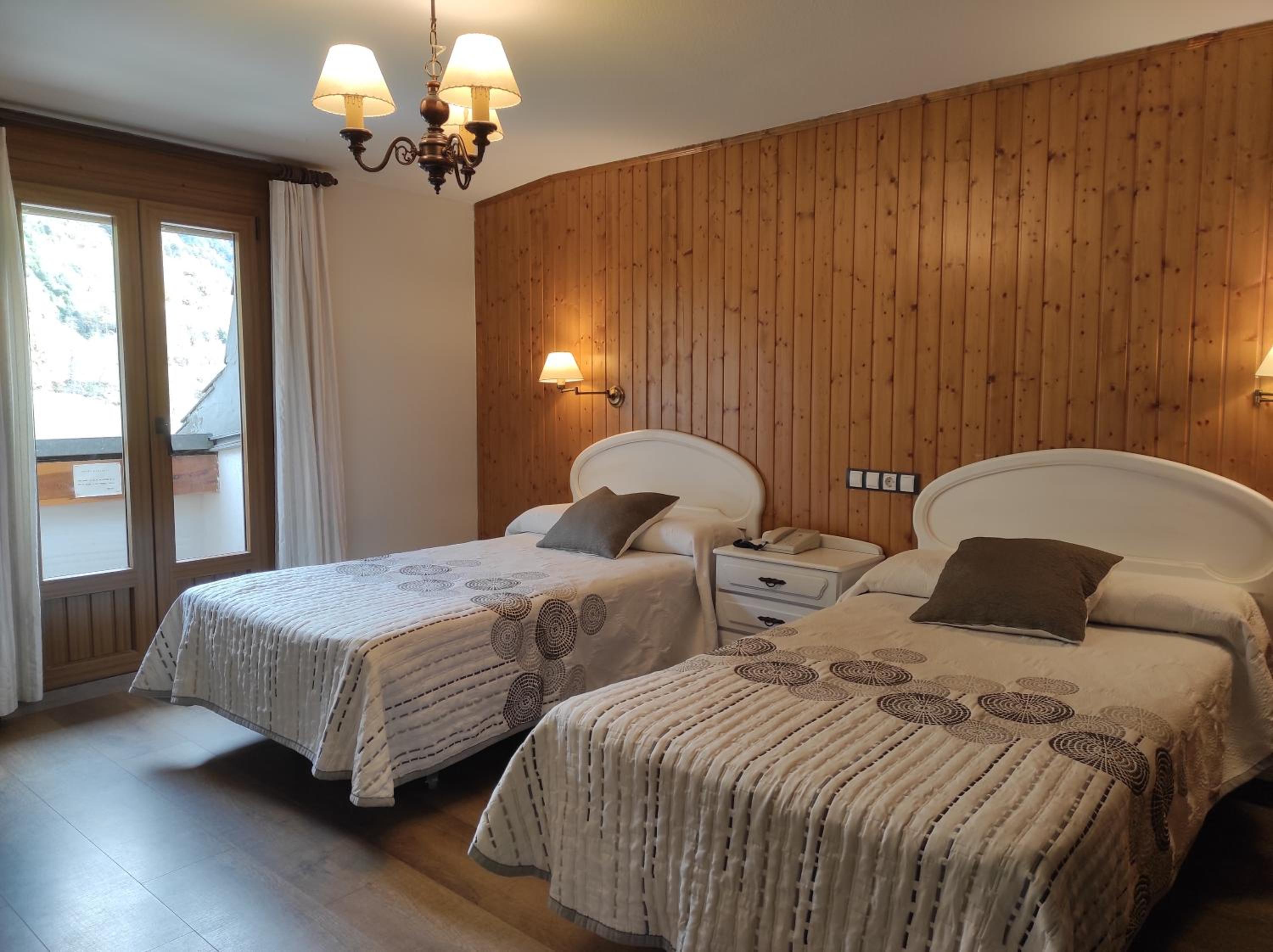 Economy Double Room - Photo 1
