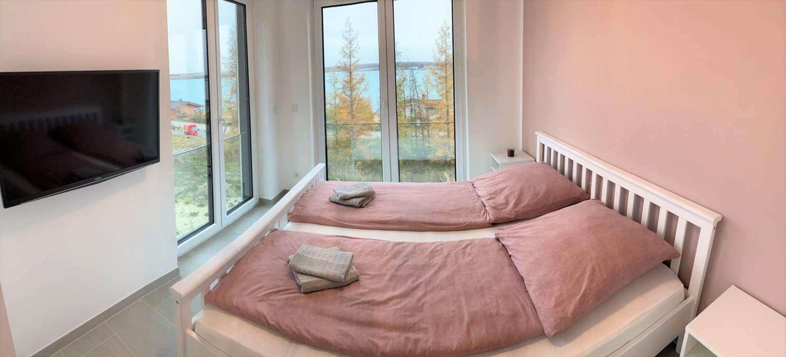 Two-Bedroom House photo 1