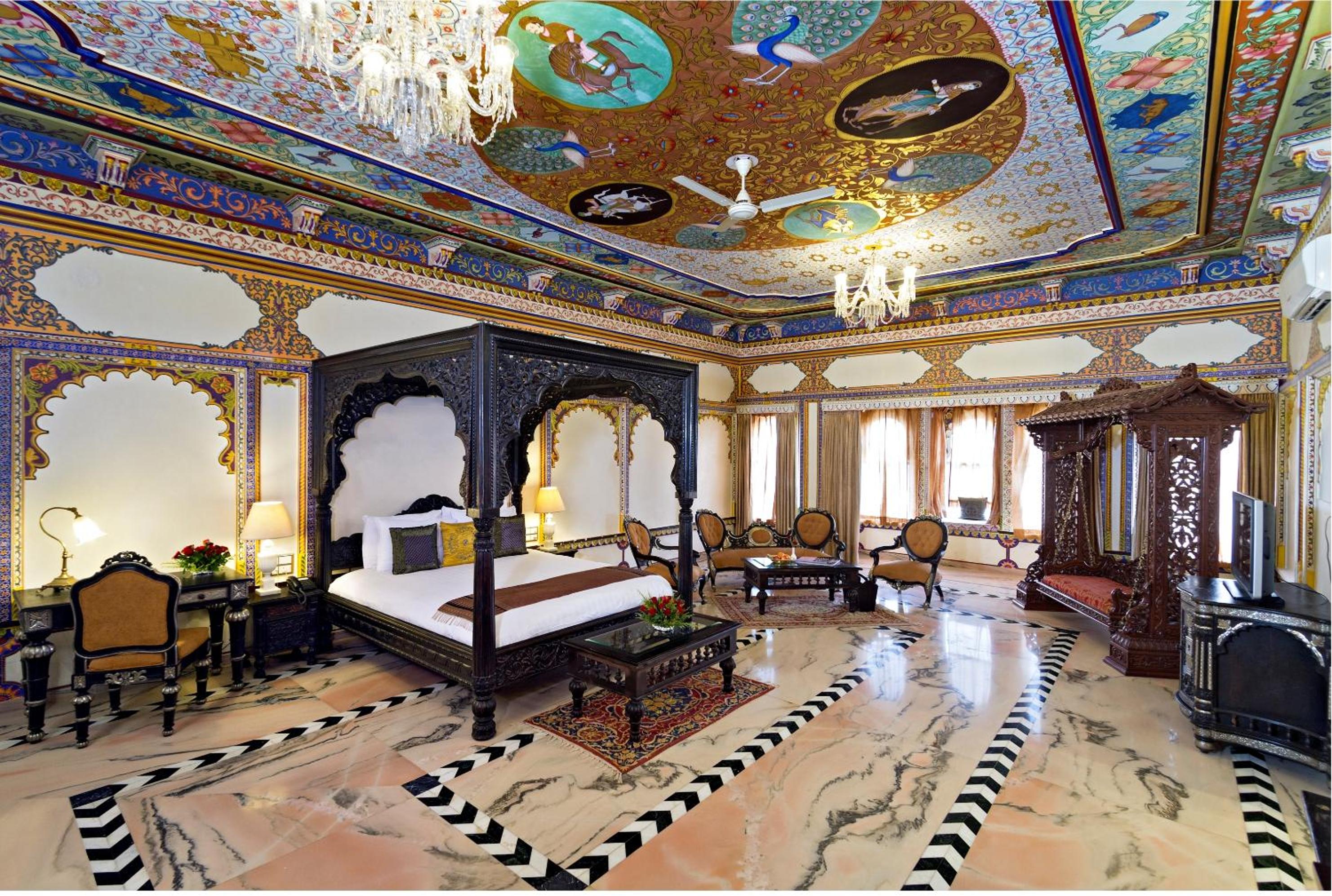 Historical Suite - Photo 2