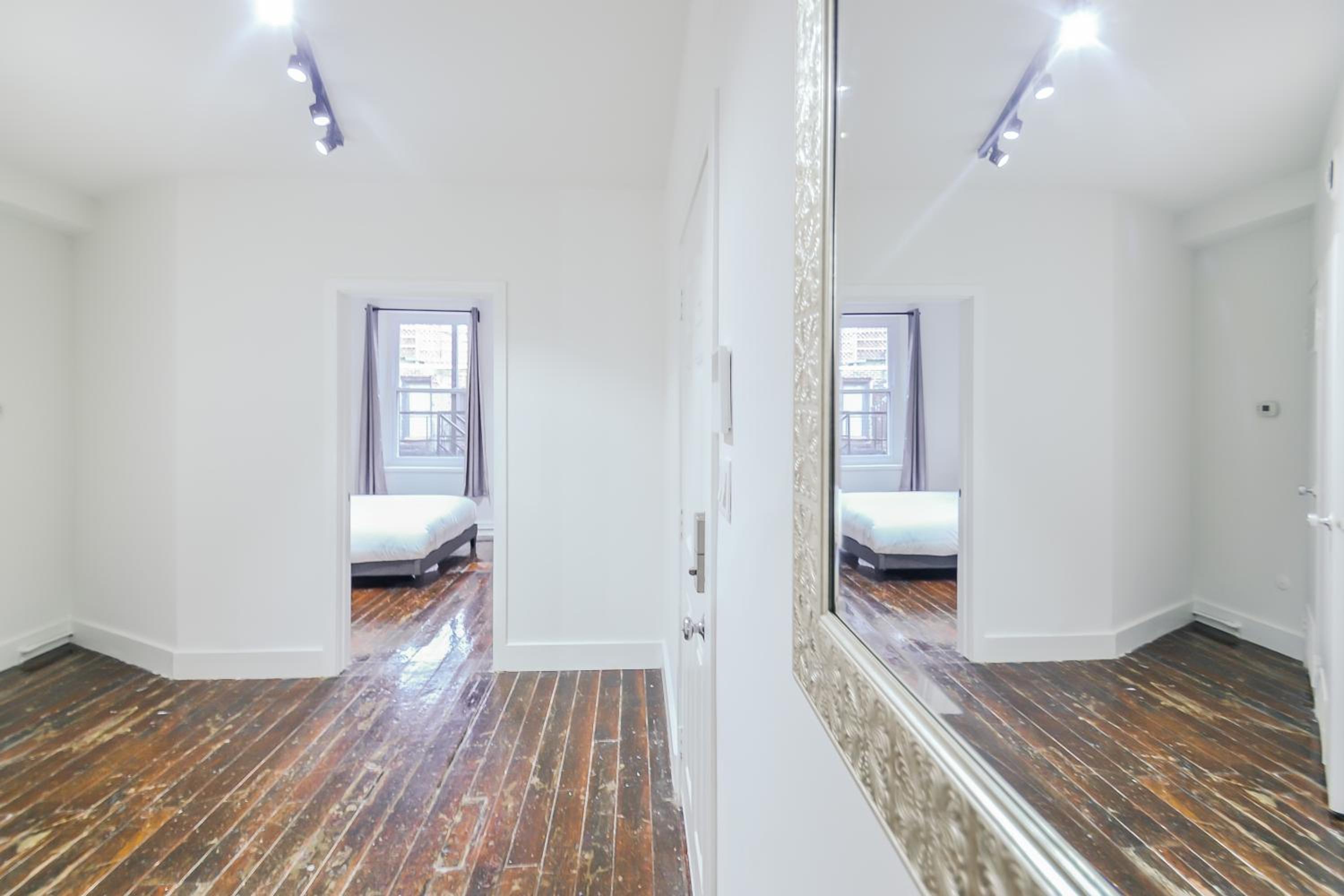 Two-Bedroom Apartment - Photo 22