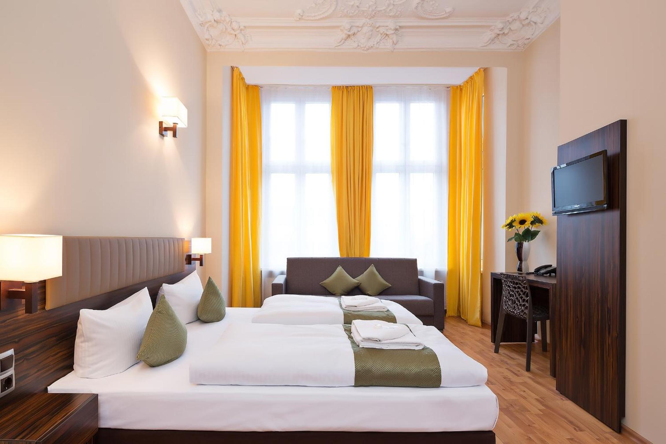 Triple Room photo 2