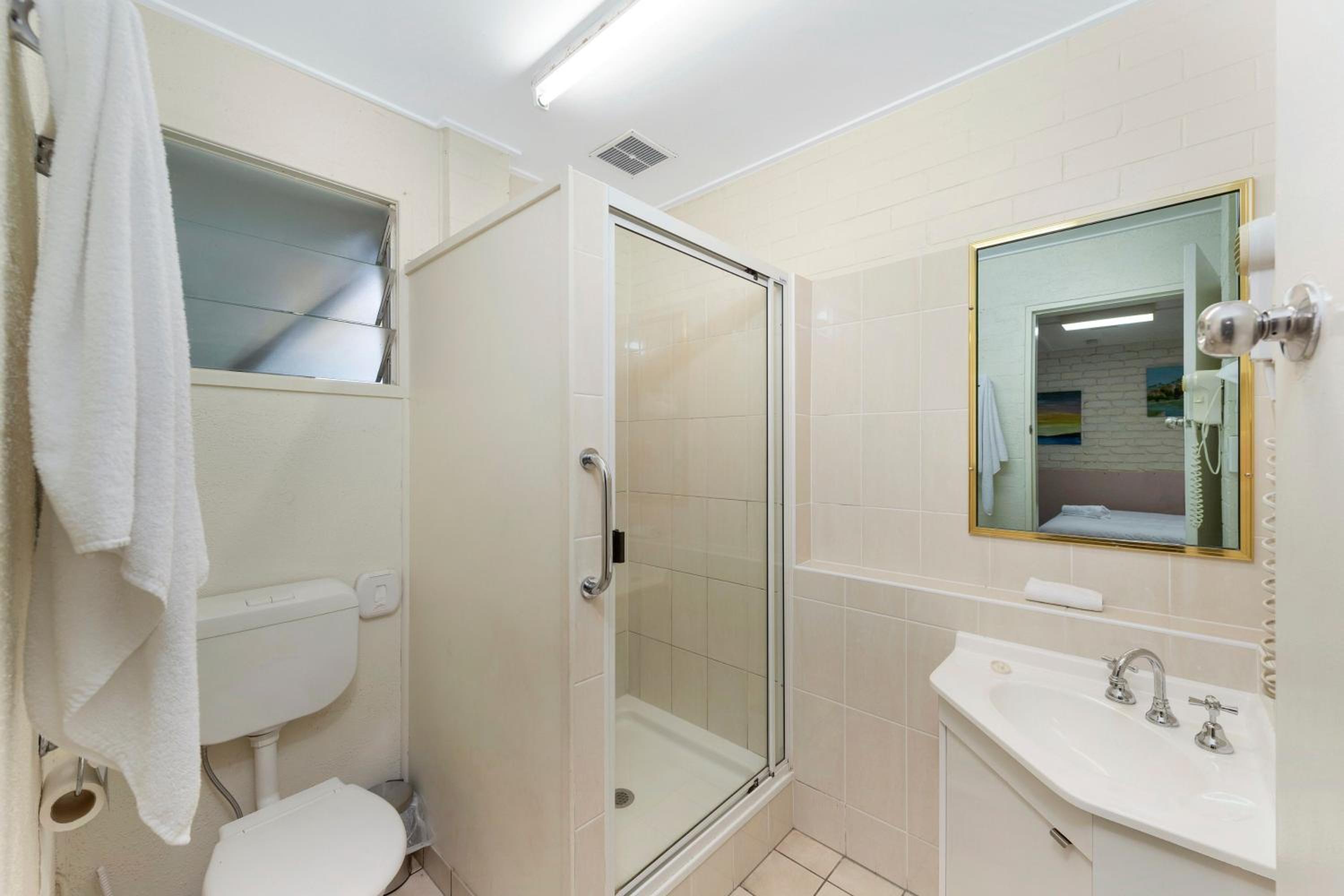 Large Twin Room photo 2