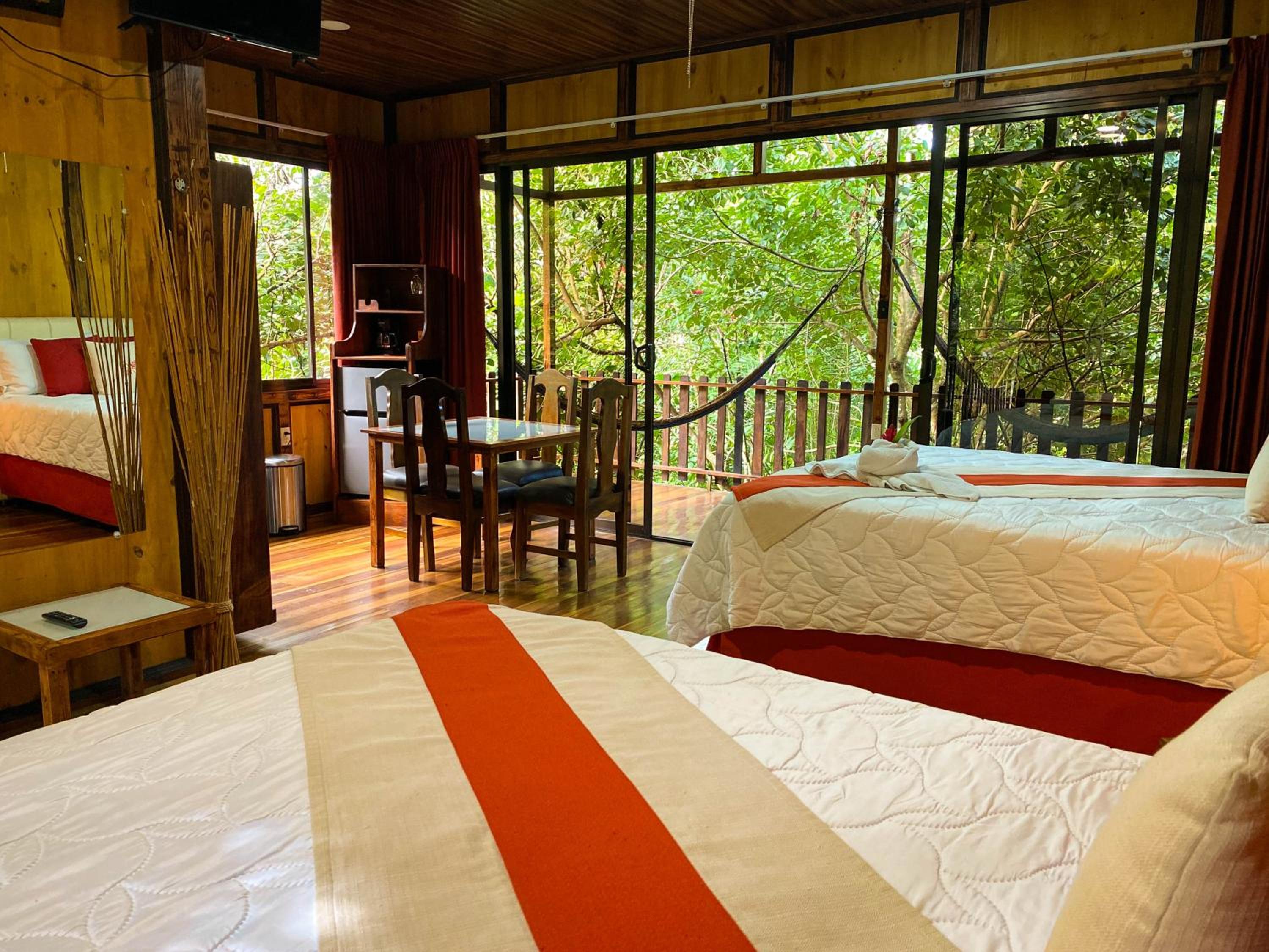 Deluxe Bungalow | 2 Queen Bed