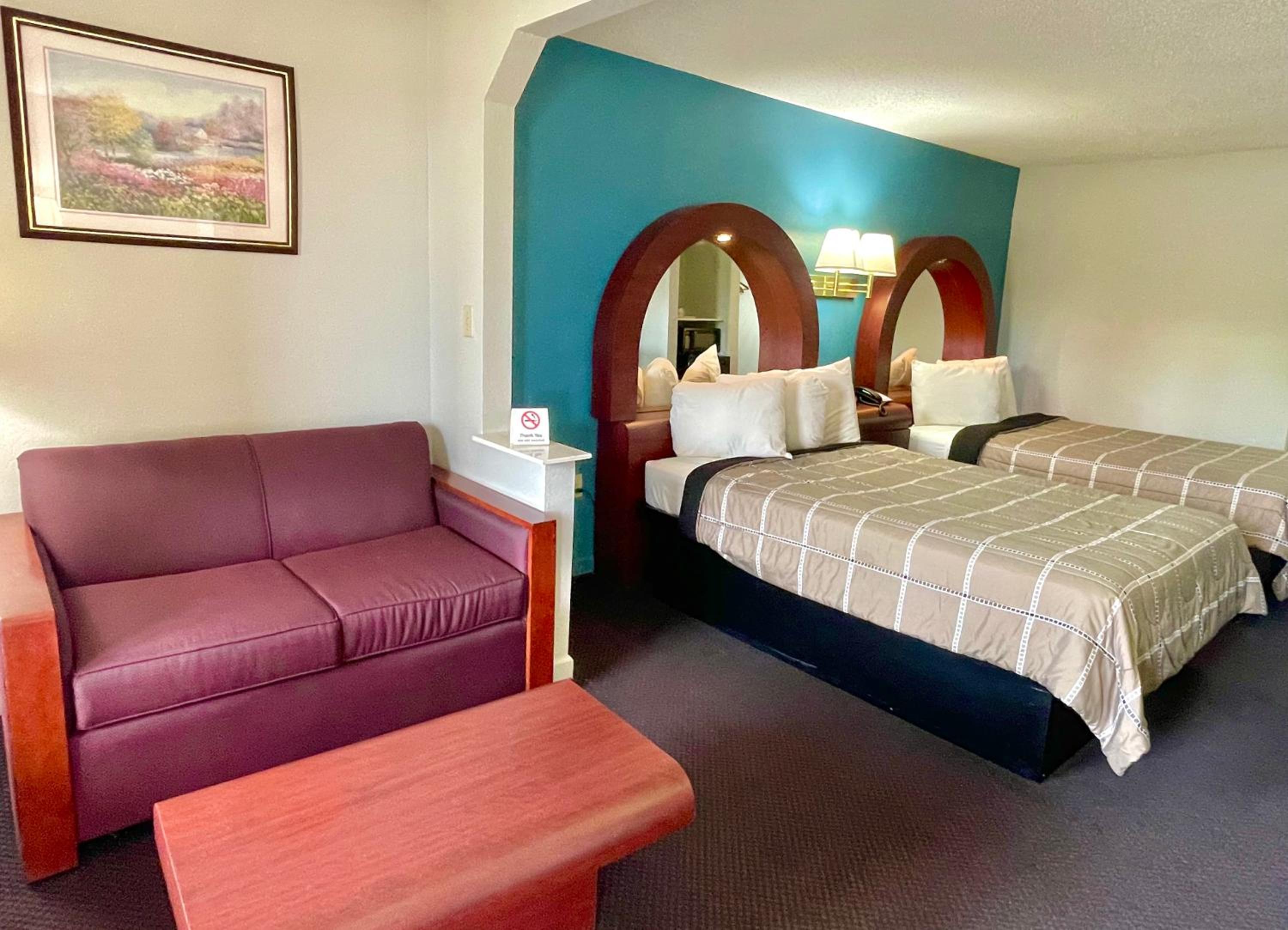 Double Room with Two Double Beds - Non-Smoking - Photo 1