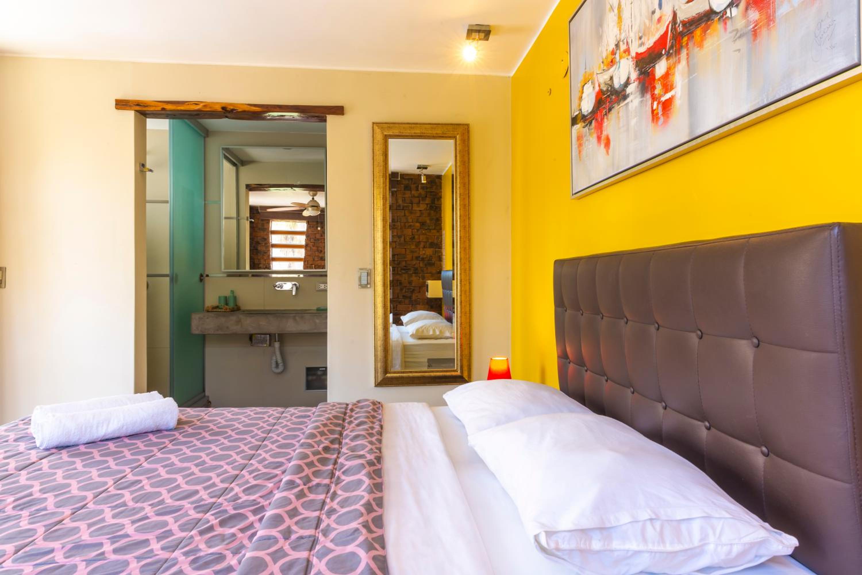 Double Room with Private Bathroom photo 3