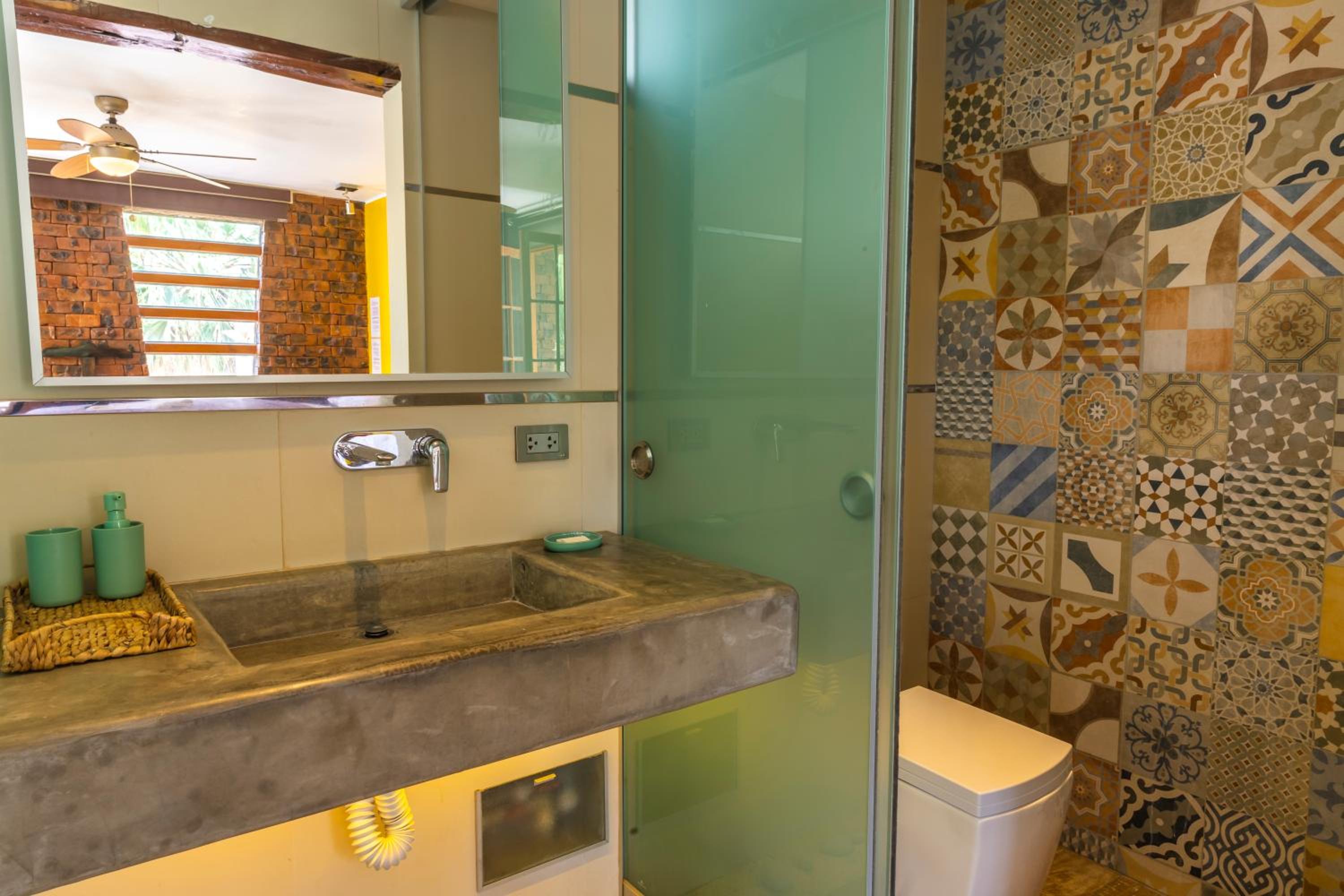 Double Room with Private Bathroom photo 2