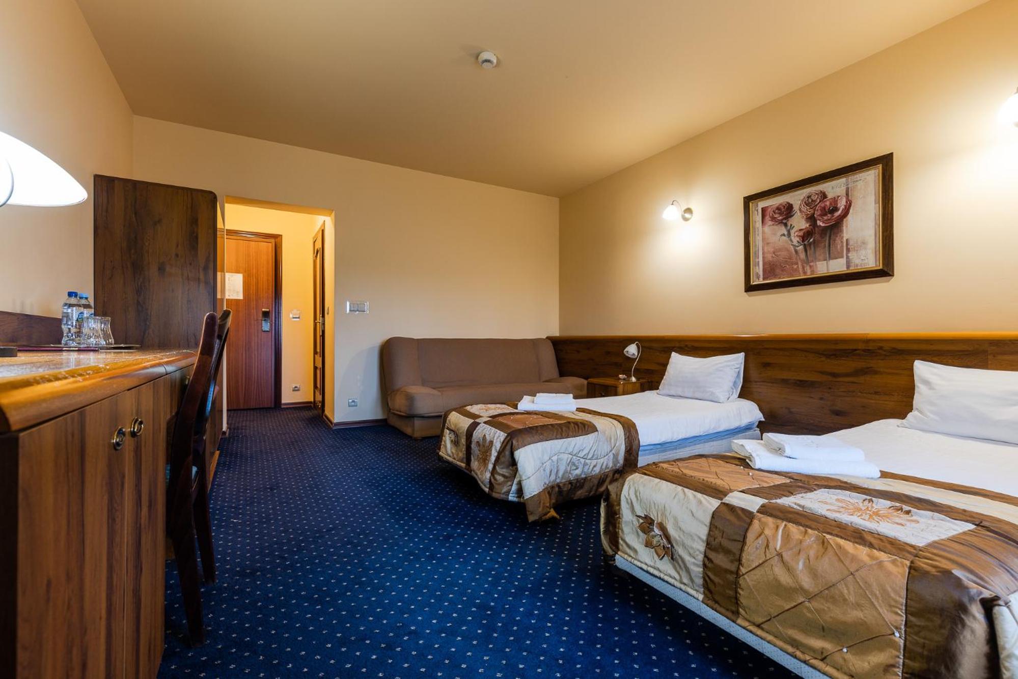 Standard Twin Room photo 2