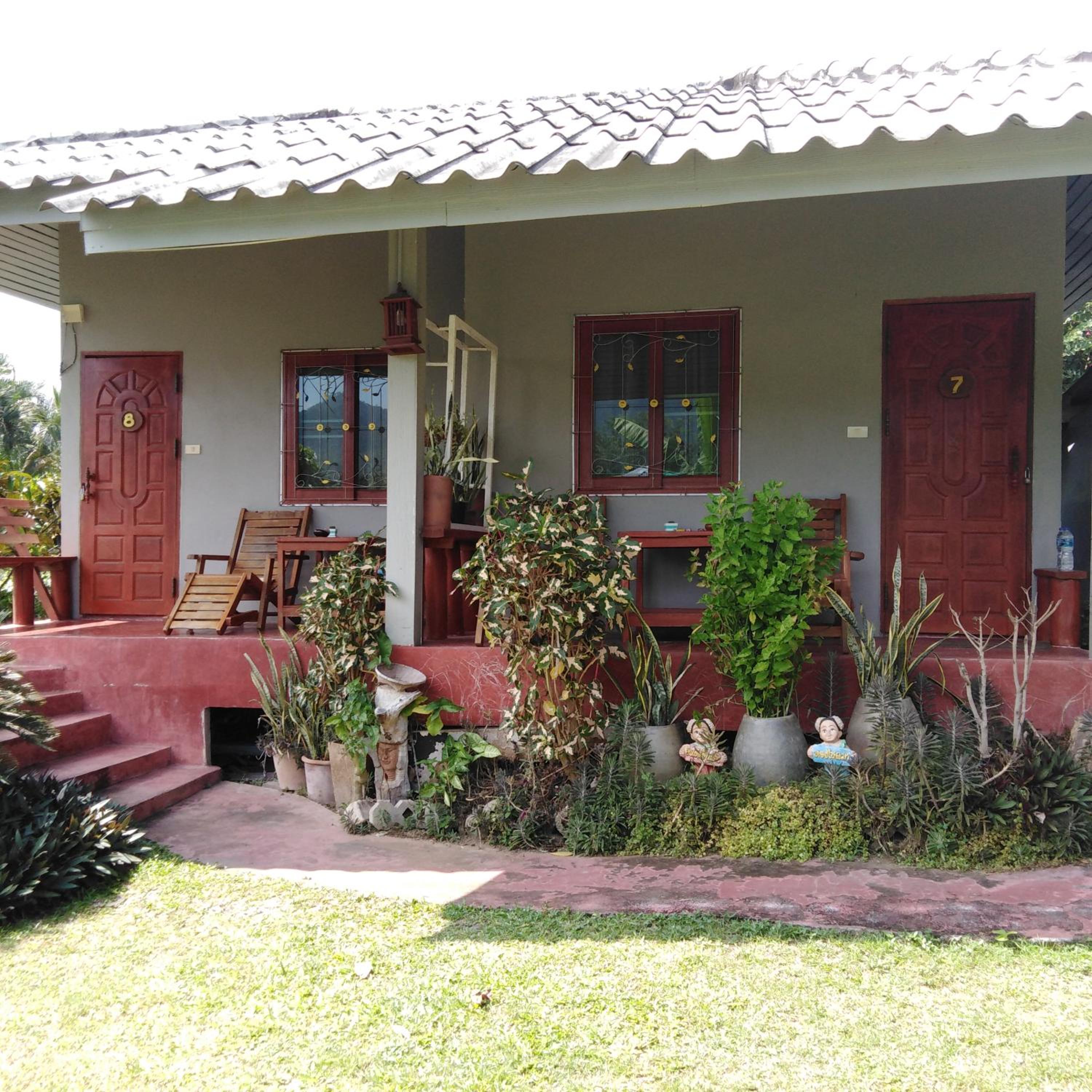 Twin Room with Garden View - Photo 2