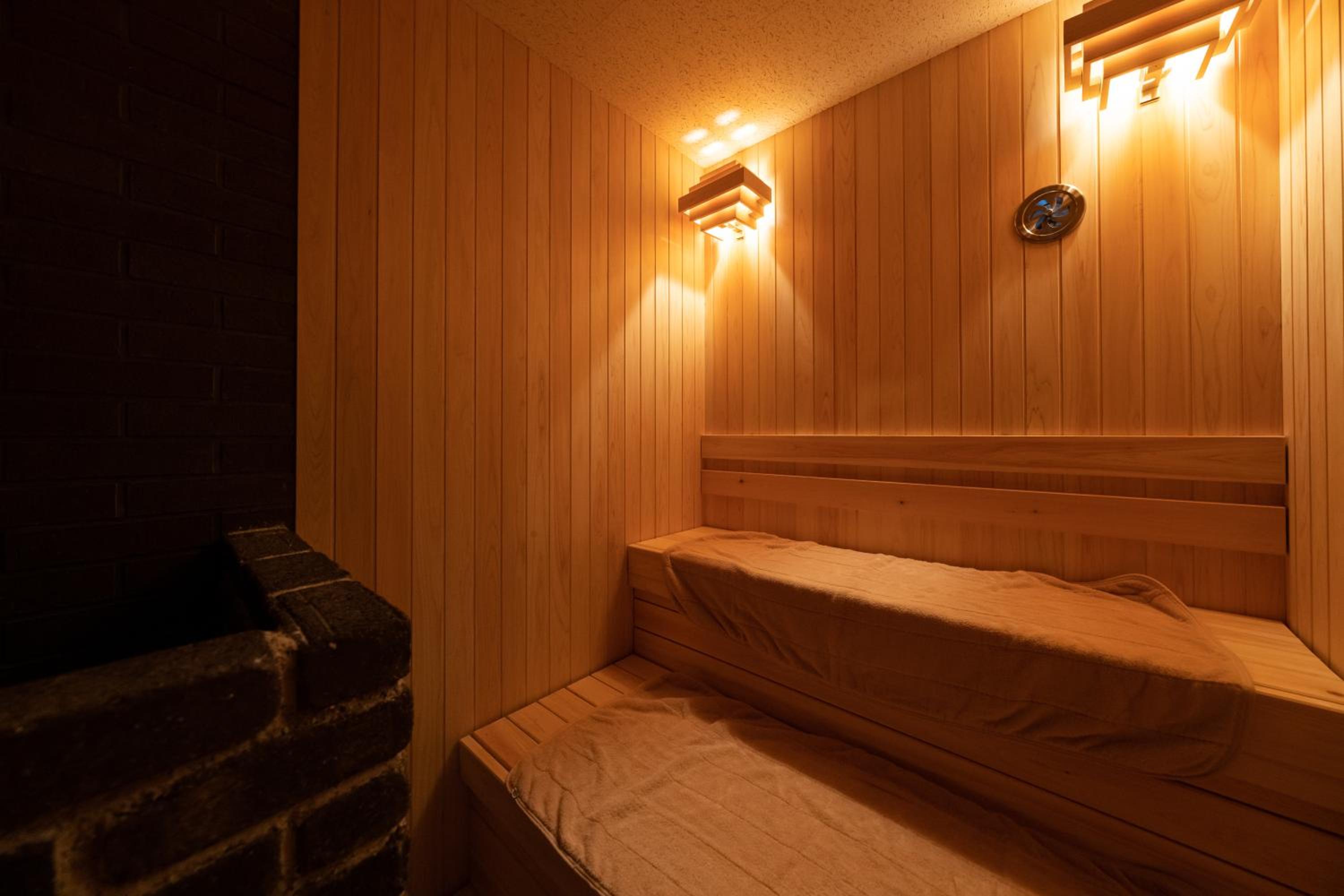 Deluxe Suite with Private Hot Spring & Sauna - "Shinraku 502" thumbnail 6