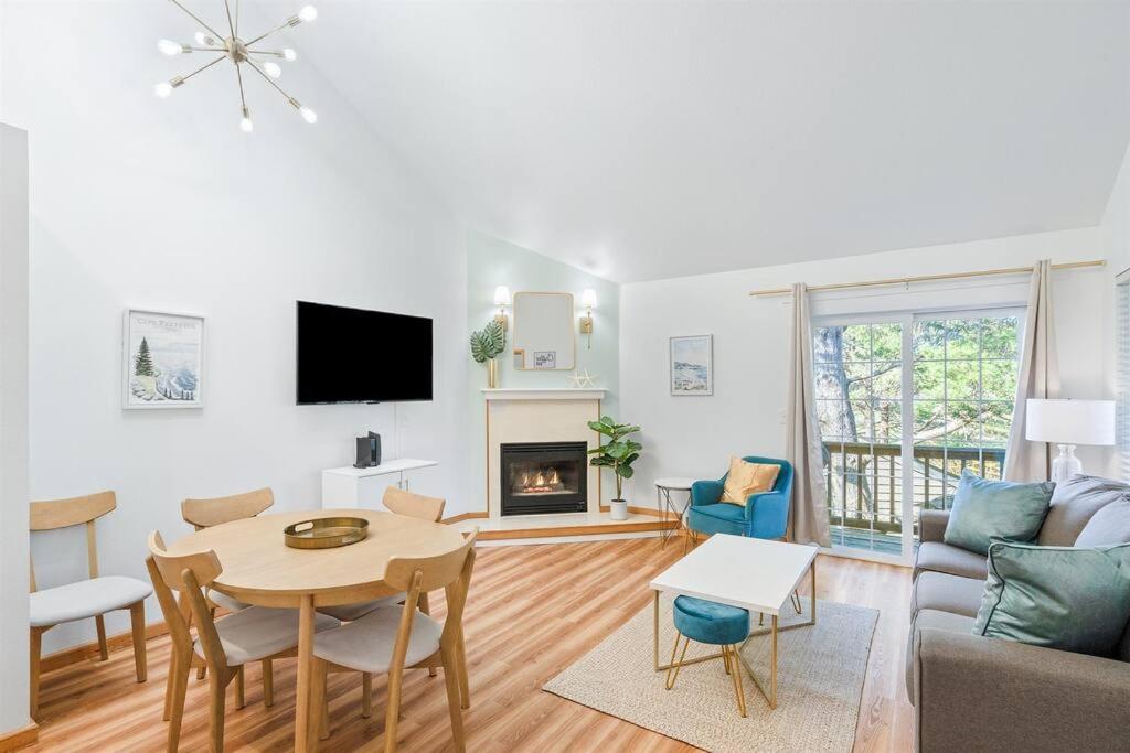 Three-Bedroom House - Photo 1