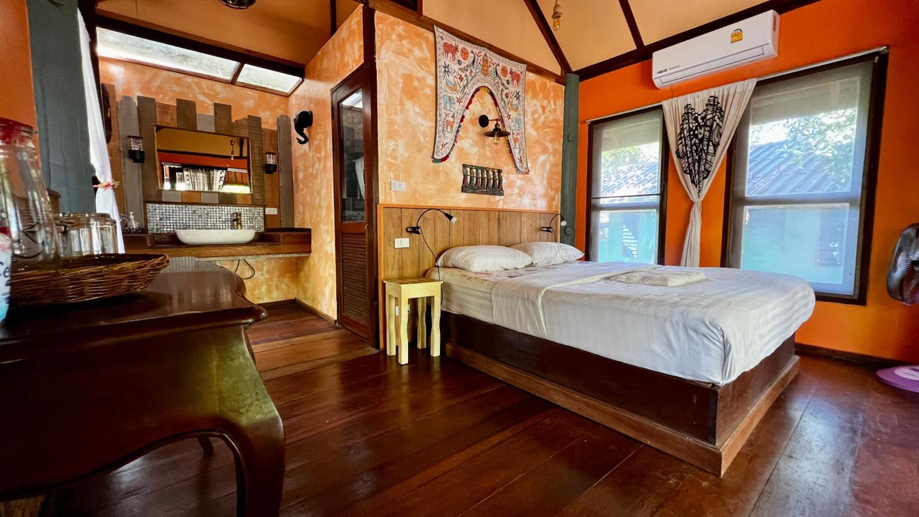 Bungalow with Sea View