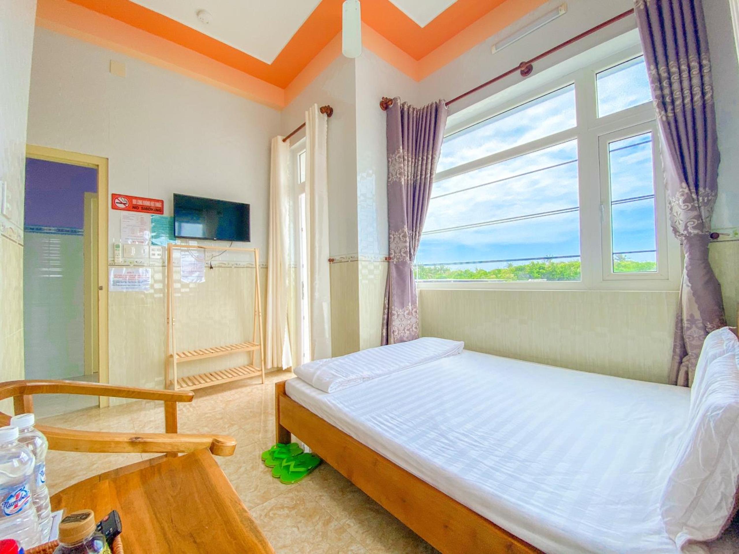 Double Room with Balcony and Sea View photo 3