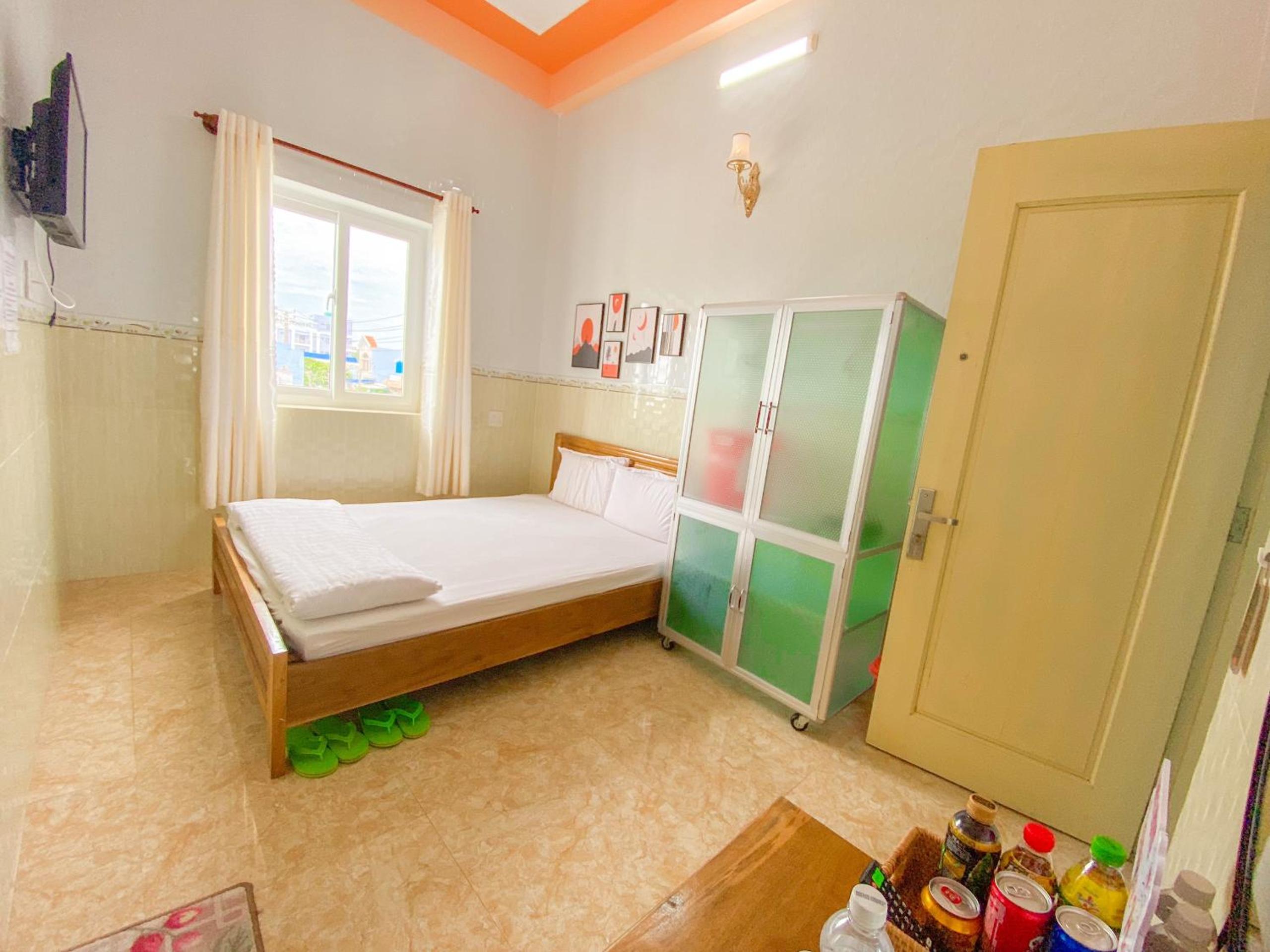 Deluxe Double Room with Bath photo 3