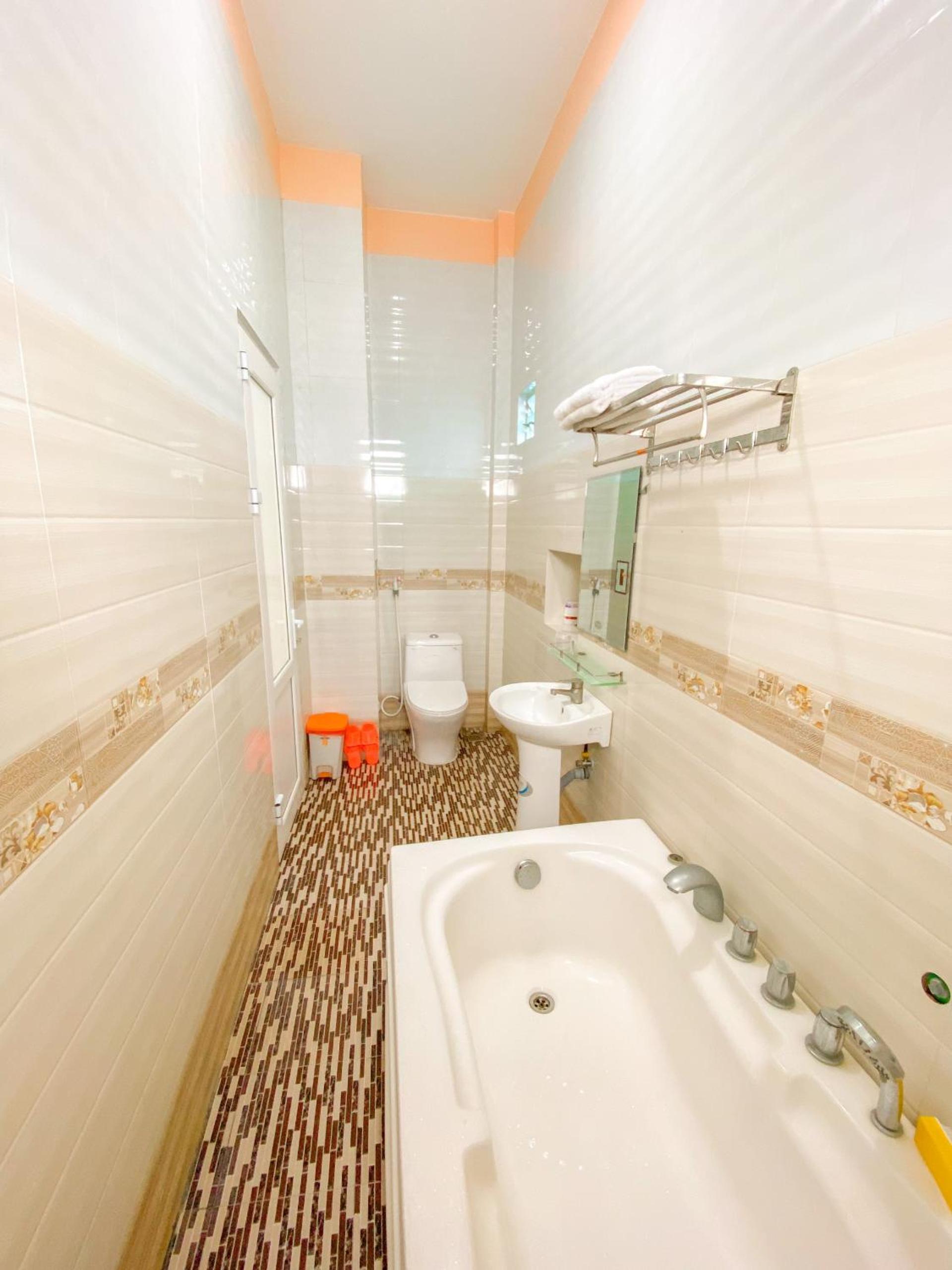 Deluxe Double Room with Bath photo 2