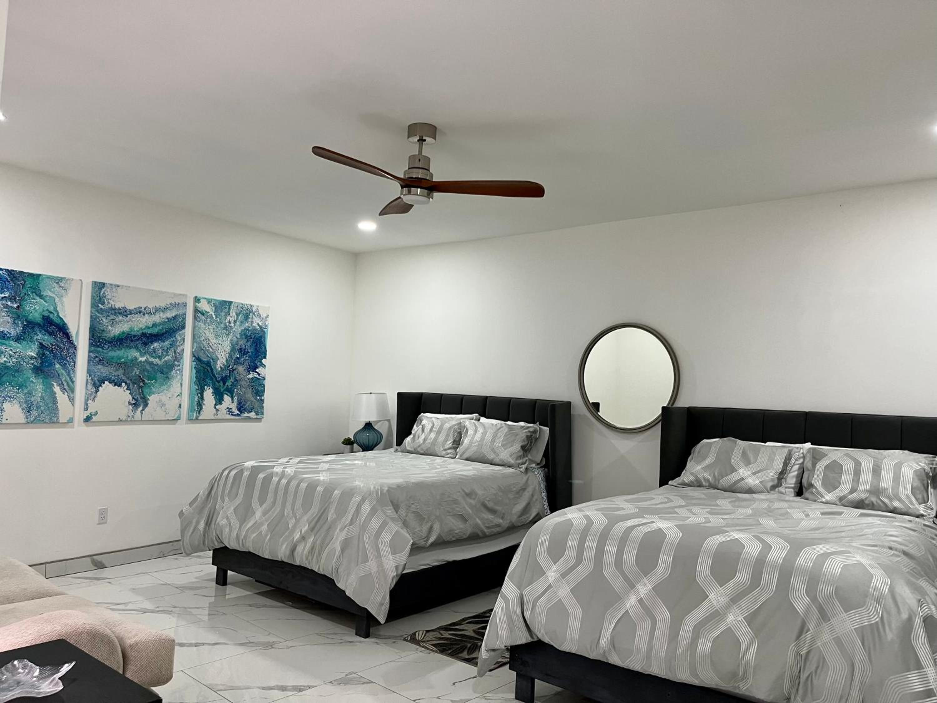 Apartment photo 2